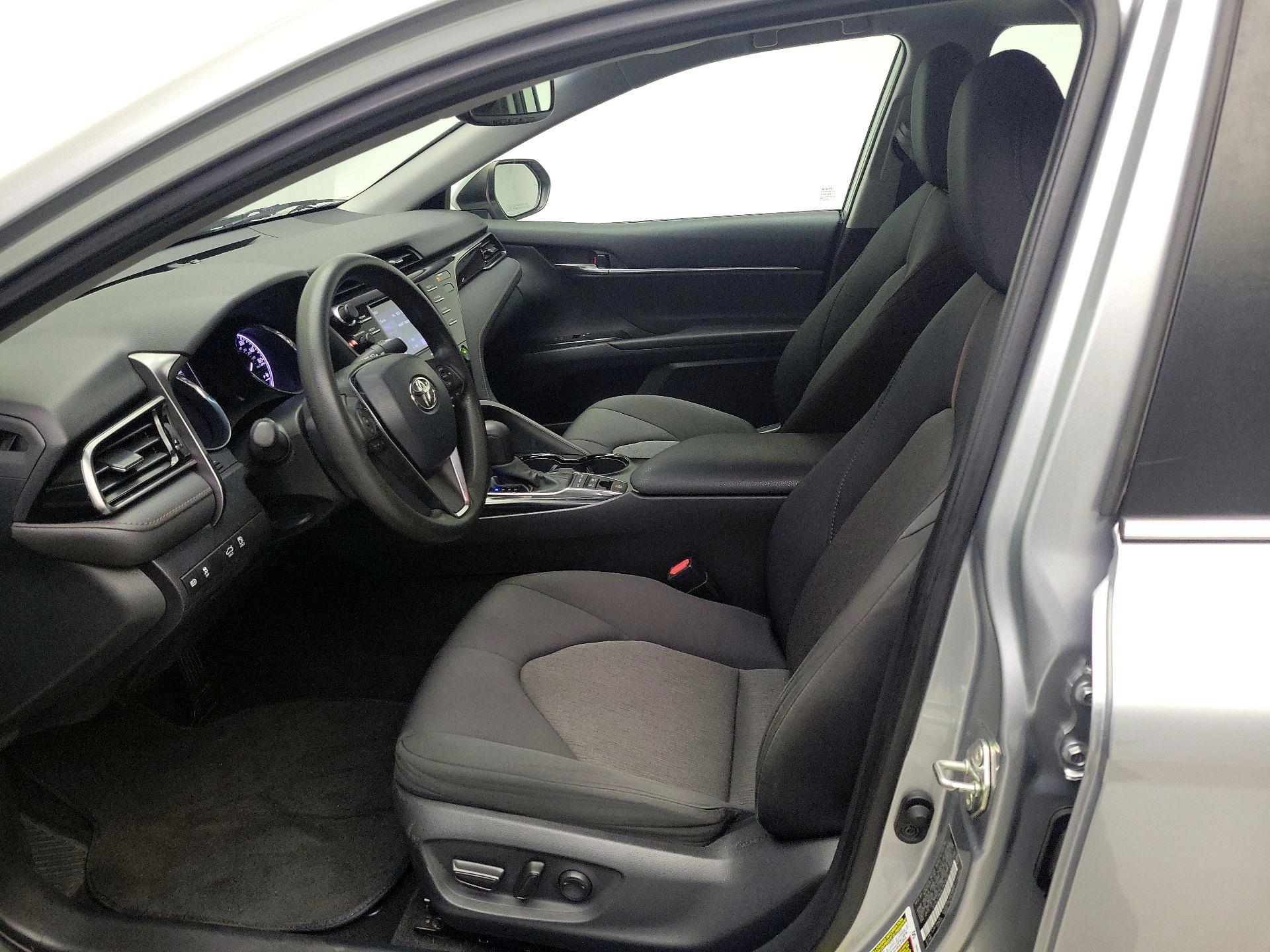 Thumbnail: 2020 Toyota Camry - 11