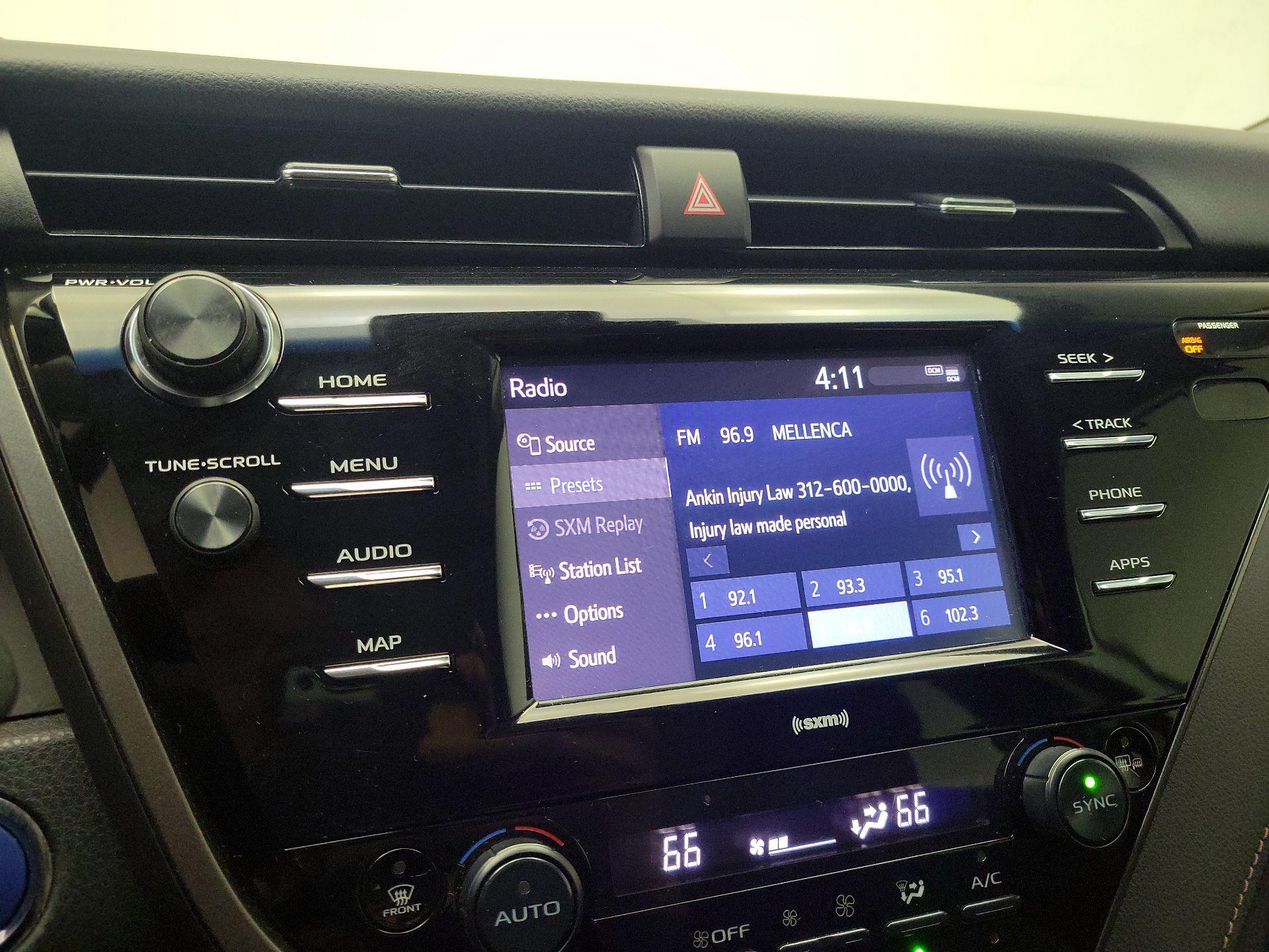 Thumbnail: 2020 Toyota Camry - 15