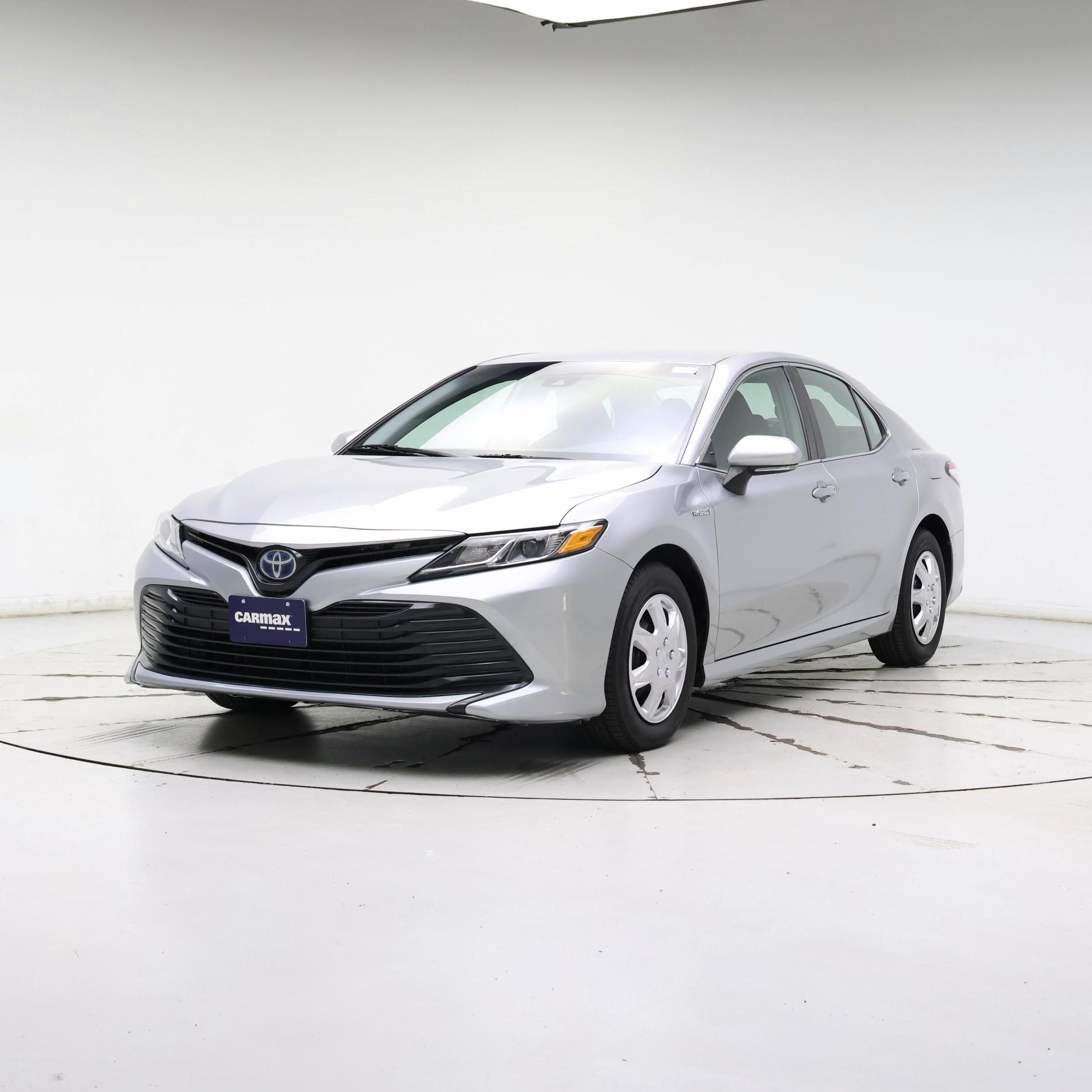 Thumbnail: 2020 Toyota Camry - 4