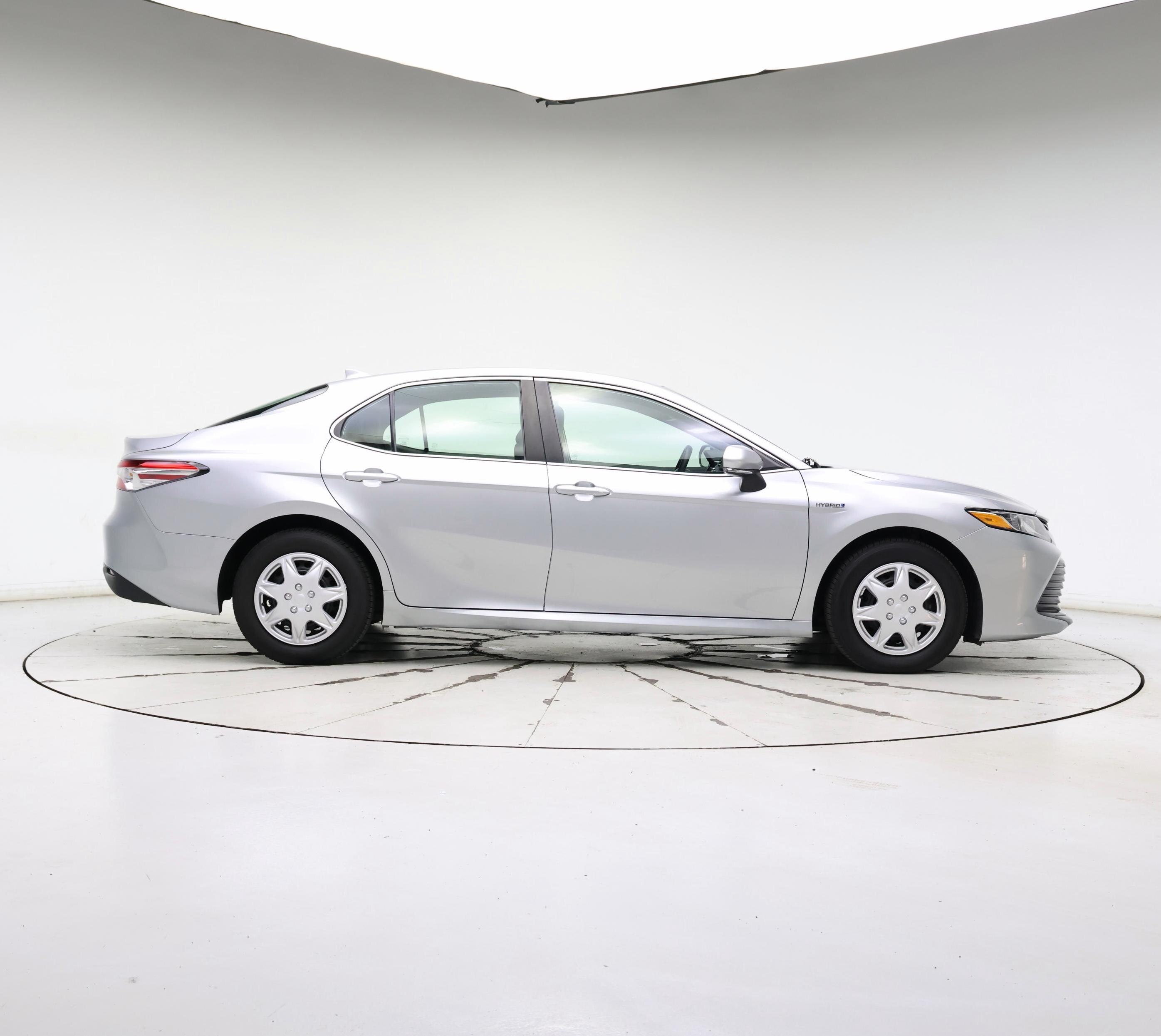 Thumbnail: 2020 Toyota Camry - 7