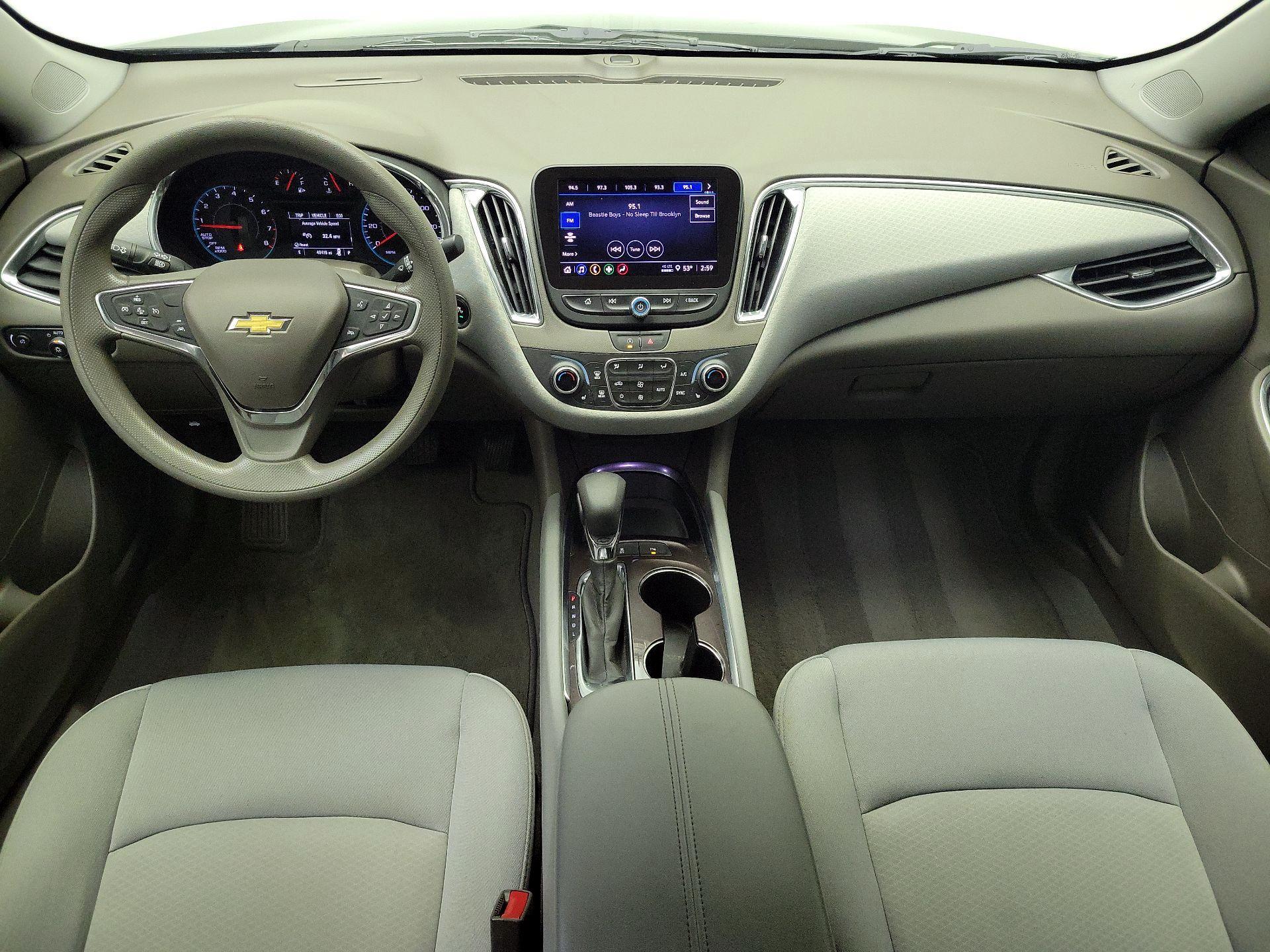 Thumbnail: 2021 Chevrolet Malibu - 9