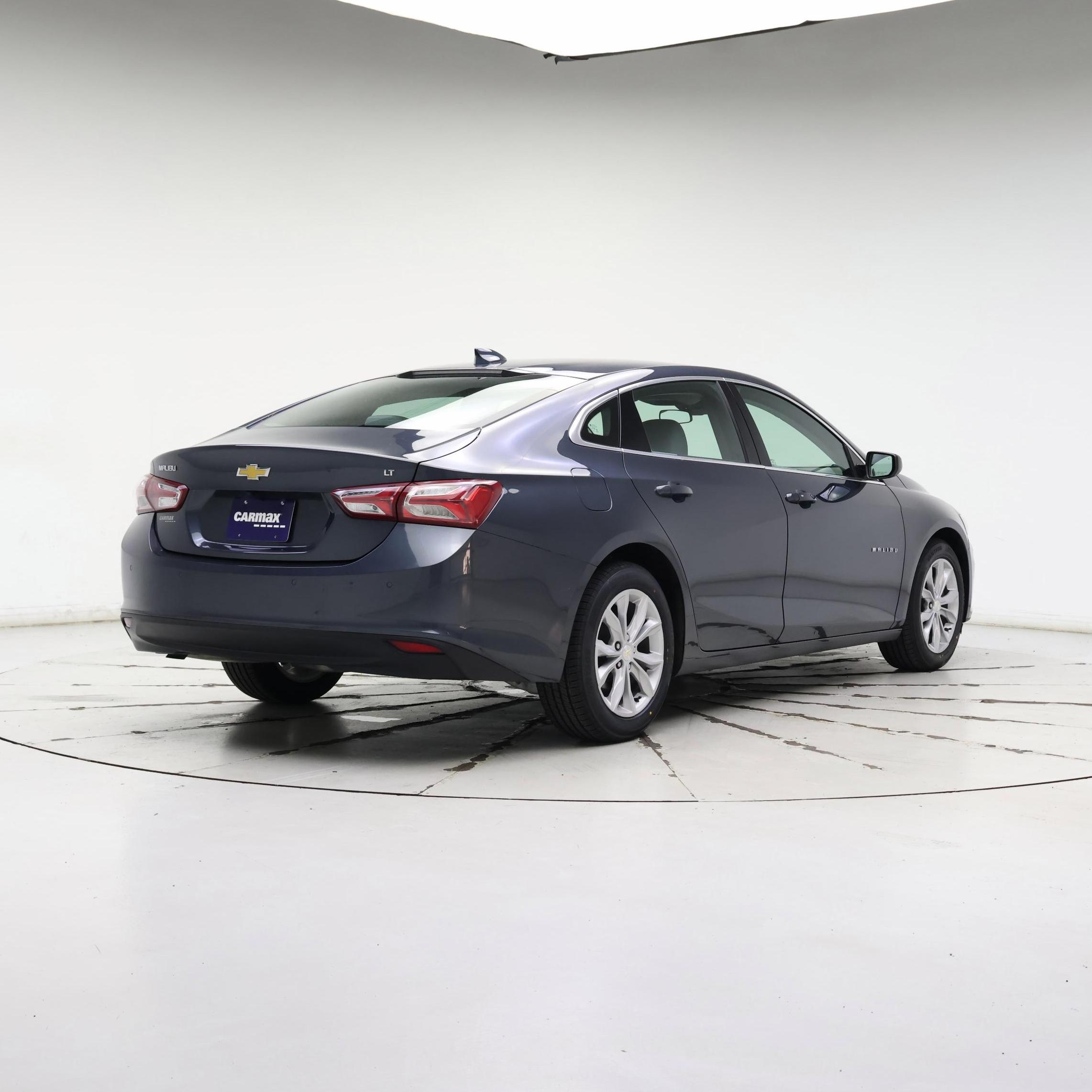 Thumbnail: 2021 Chevrolet Malibu - 8