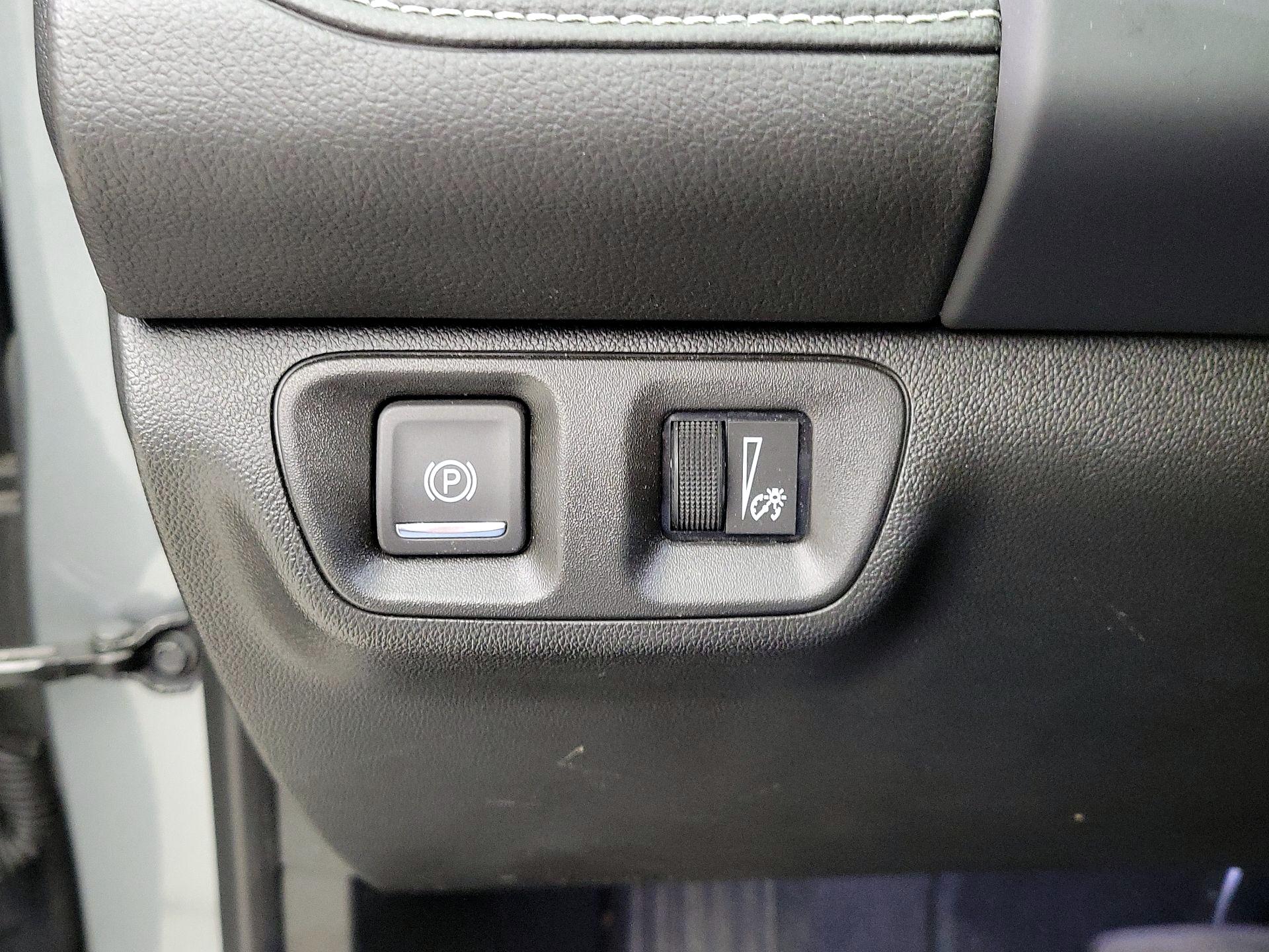 Thumbnail: 2023 GMC Acadia - 13