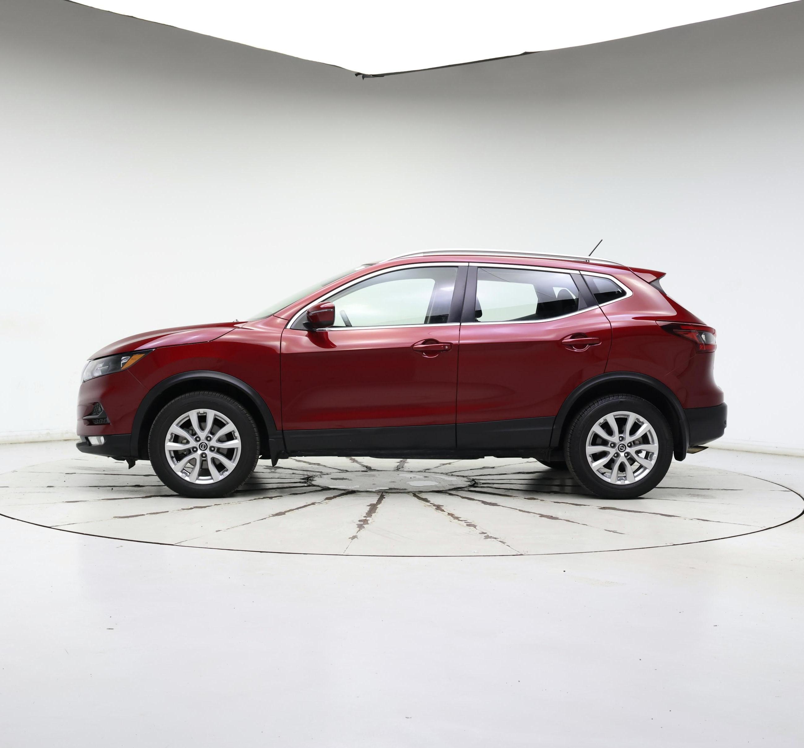 Thumbnail: 2022 Nissan Rogue Sport - 3