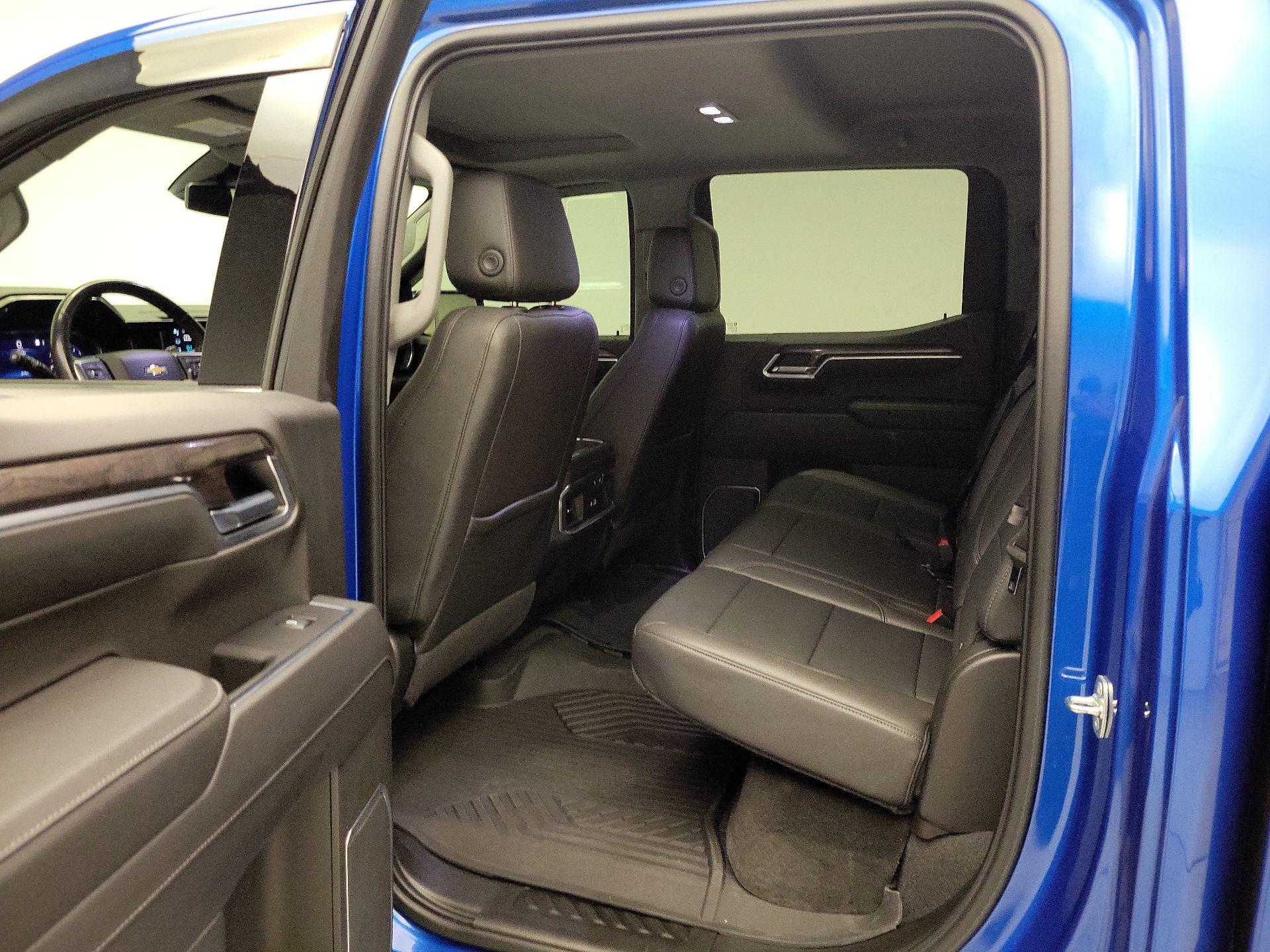 Thumbnail: 2022 Chevrolet Silverado 1500 - 19