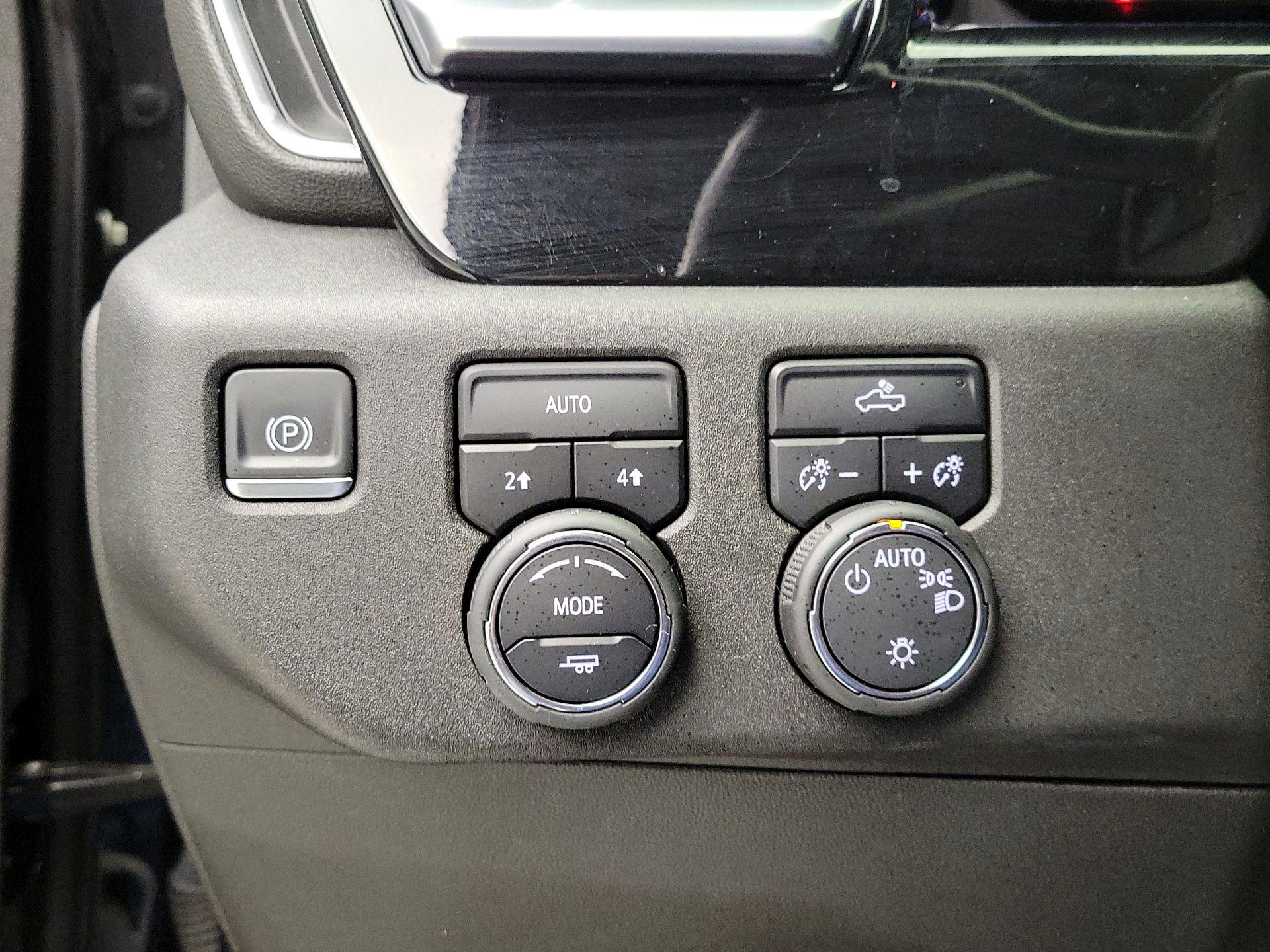 Thumbnail: 2022 Chevrolet Silverado 1500 - 13