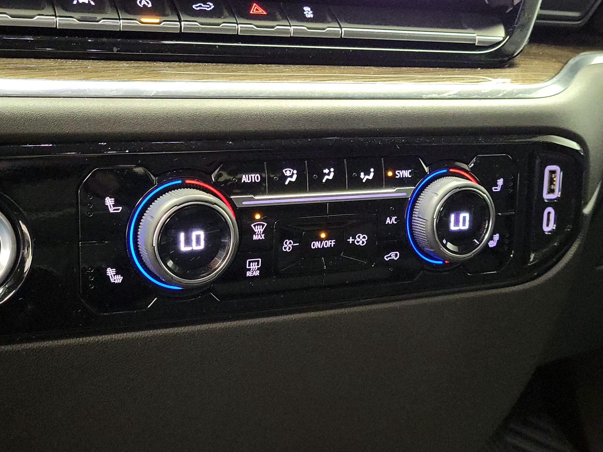 Thumbnail: 2022 Chevrolet Silverado 1500 - 17