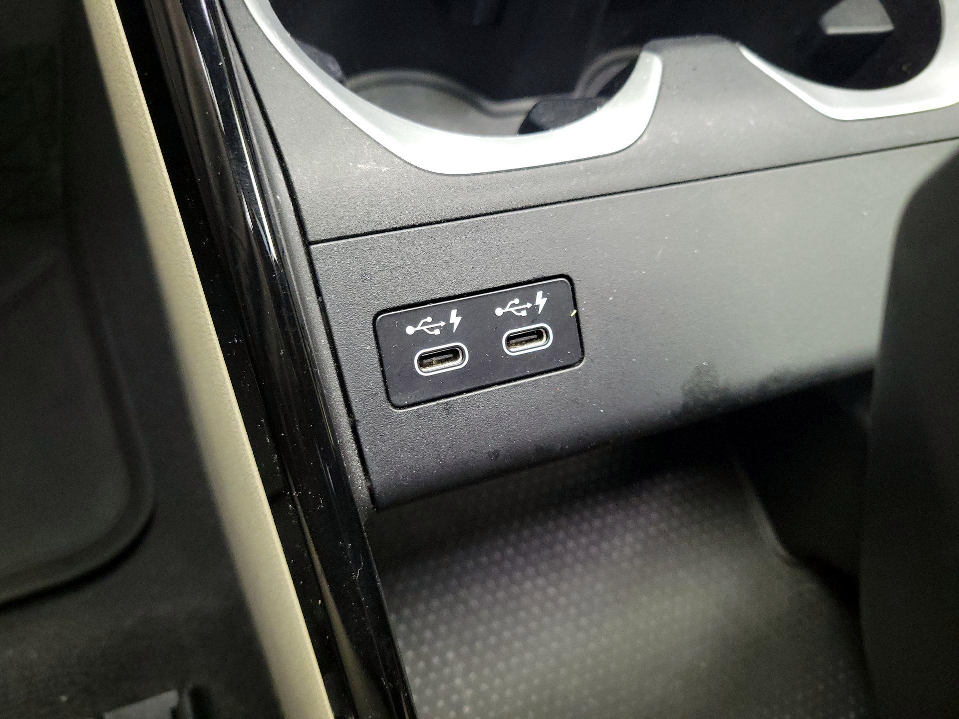 Thumbnail: 2023 BMW X1 - 19