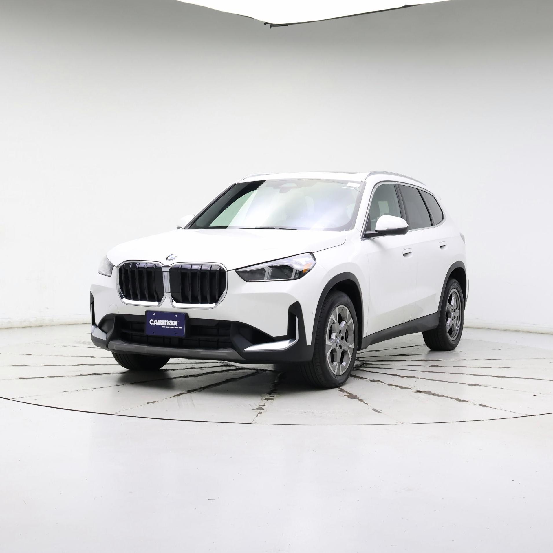 Thumbnail: 2023 BMW X1 - 4