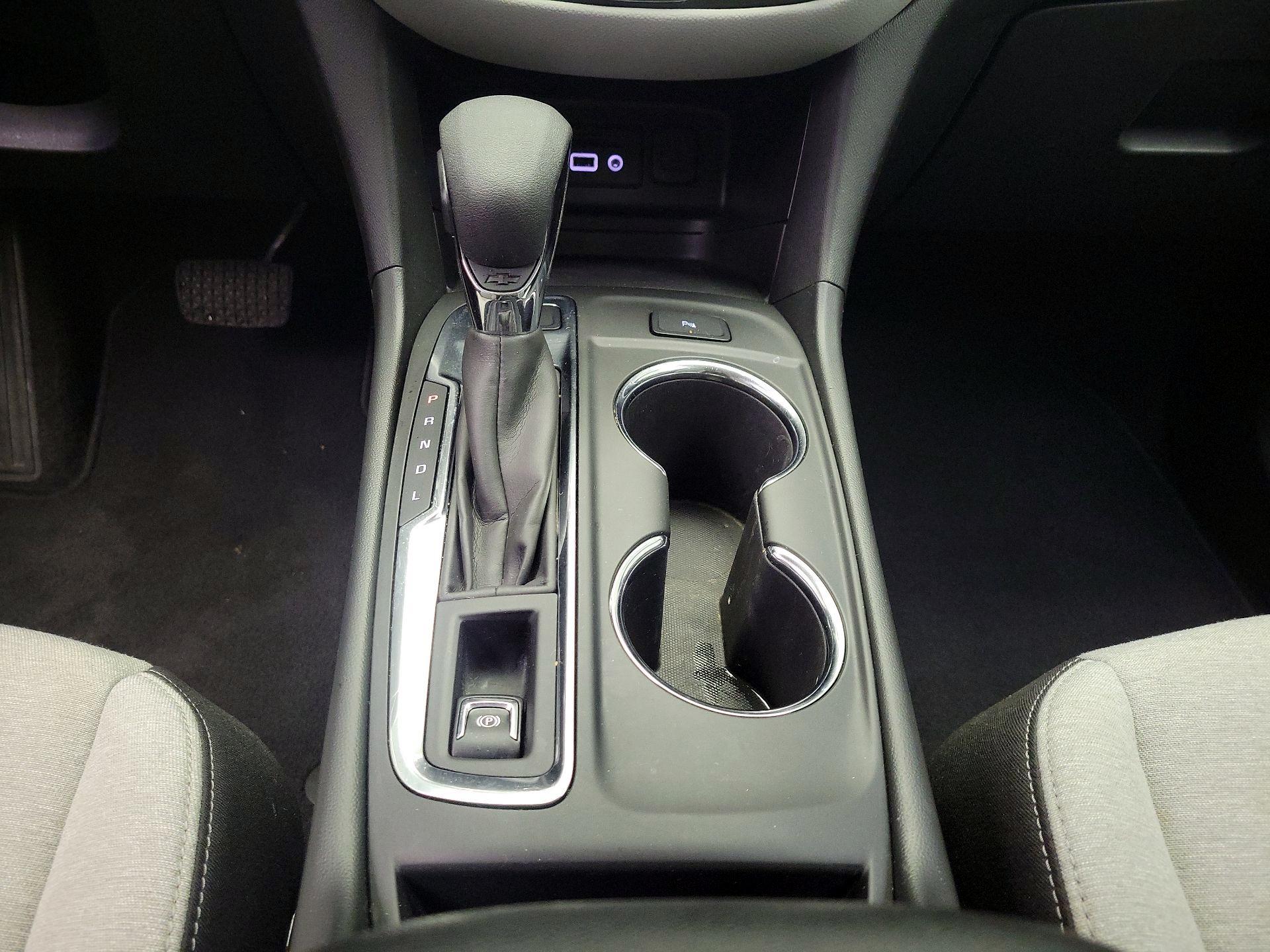 Thumbnail: 2022 Chevrolet Equinox - 17