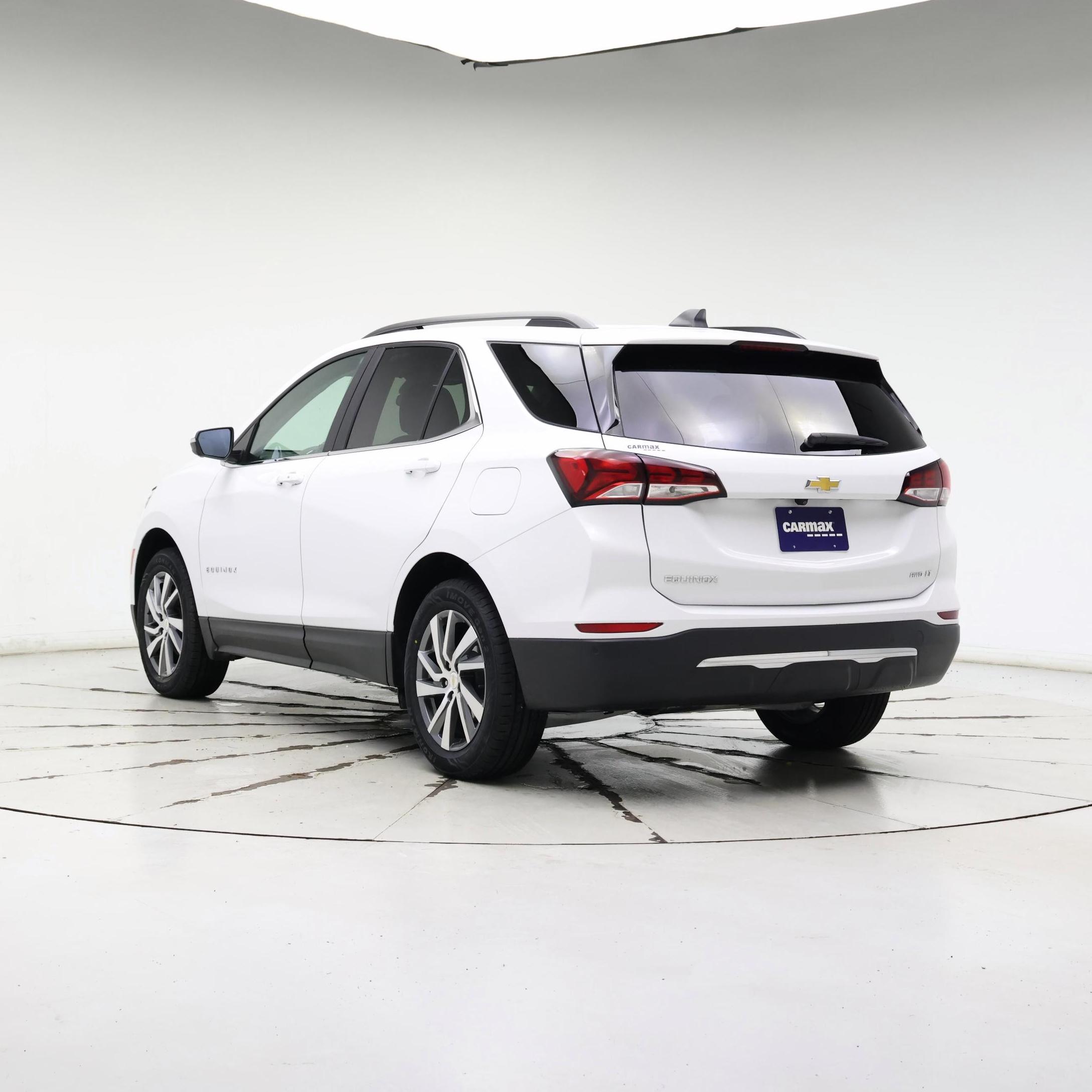 Thumbnail: 2022 Chevrolet Equinox - 2