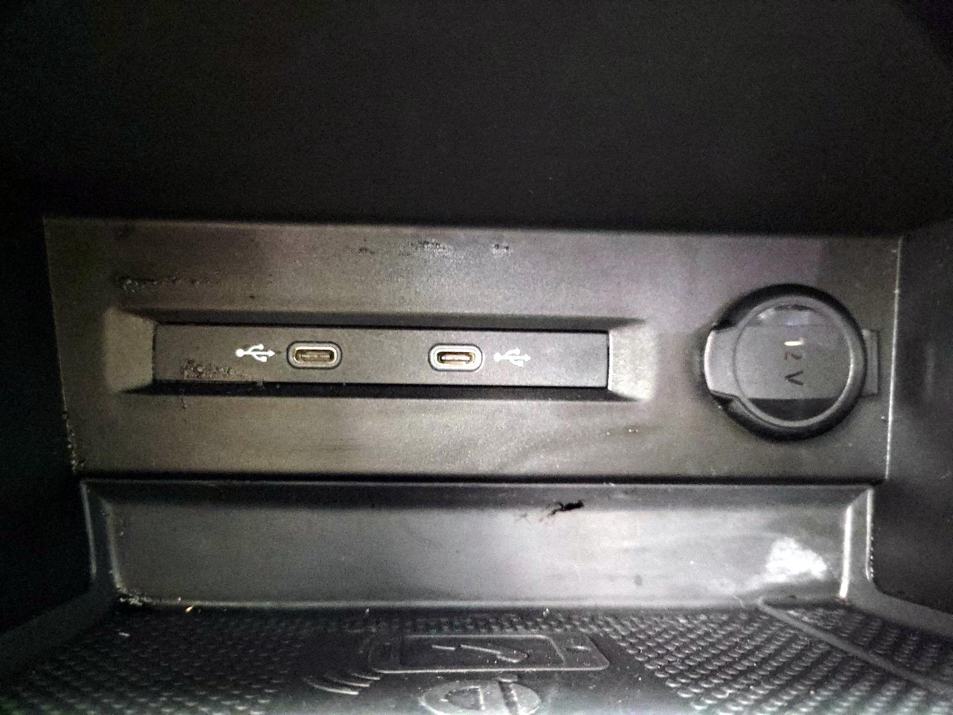 Thumbnail: 2023 Volkswagen Taos - 17