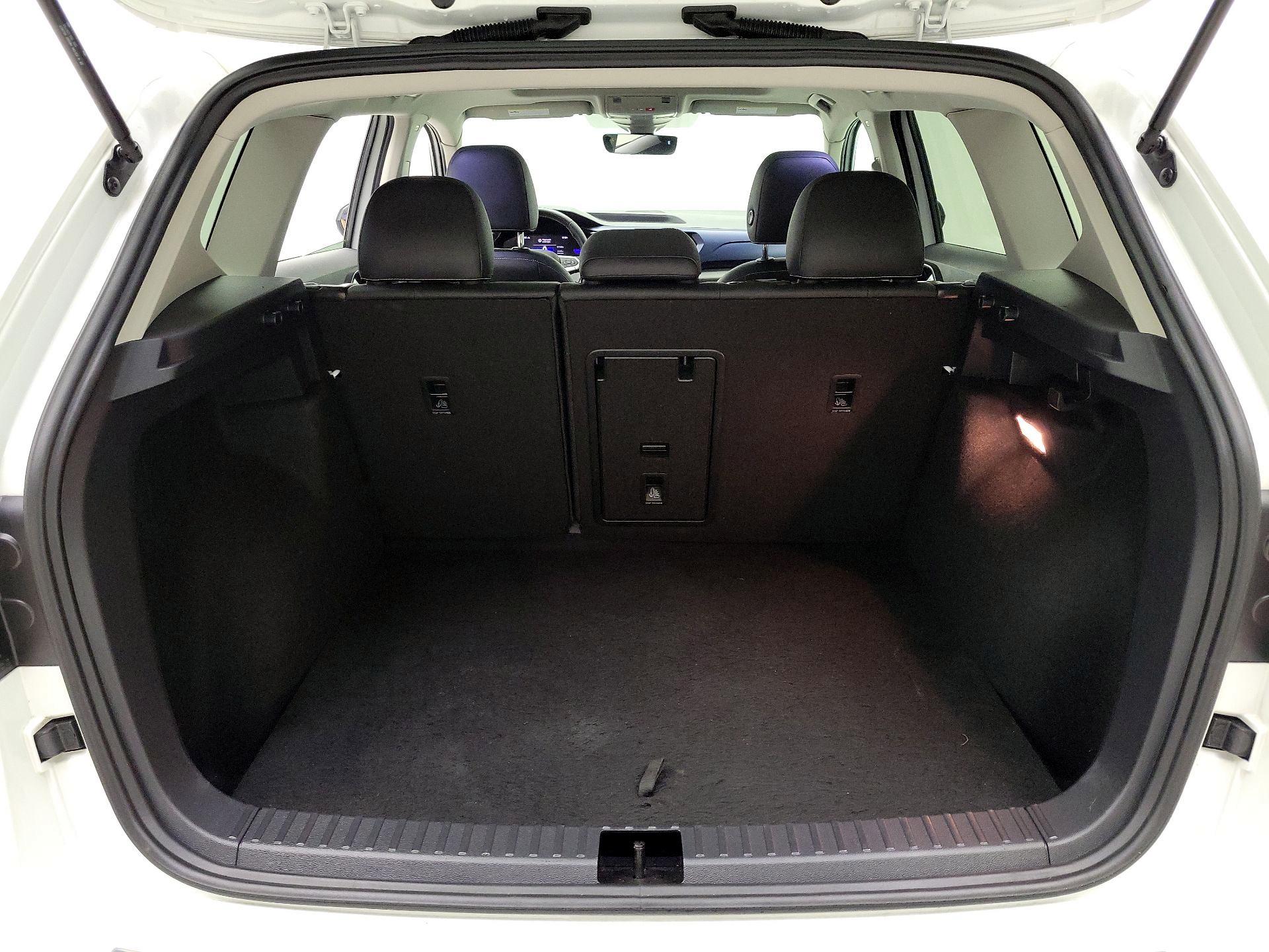 Thumbnail: 2023 Volkswagen Taos - 20