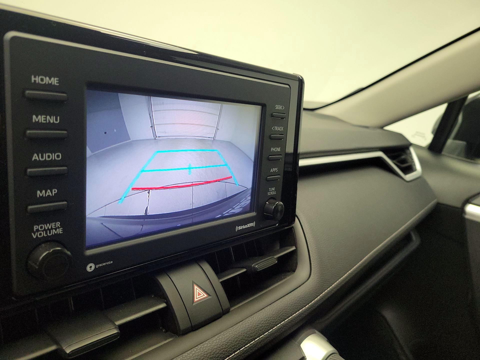 Thumbnail: 2021 Toyota RAV4 - 14