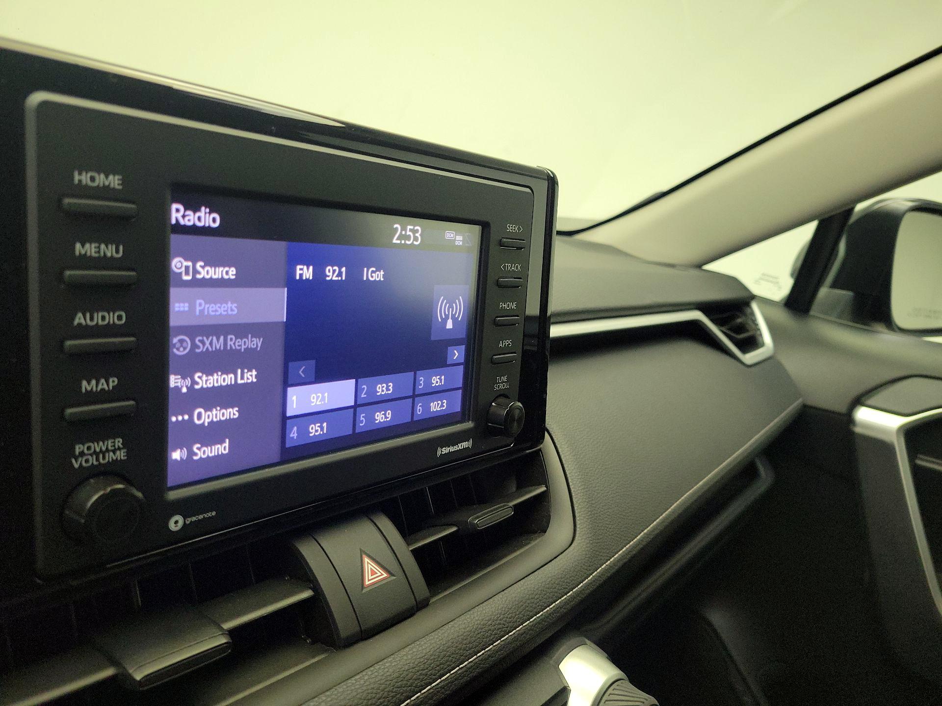 Thumbnail: 2021 Toyota RAV4 - 15