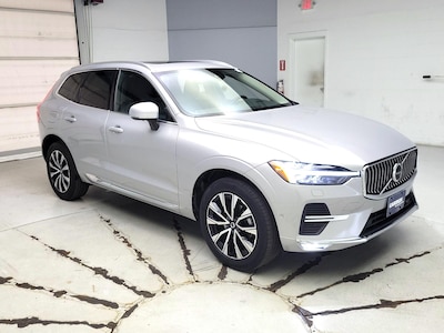 2023 Volvo XC60 B5 Plus Dark Theme