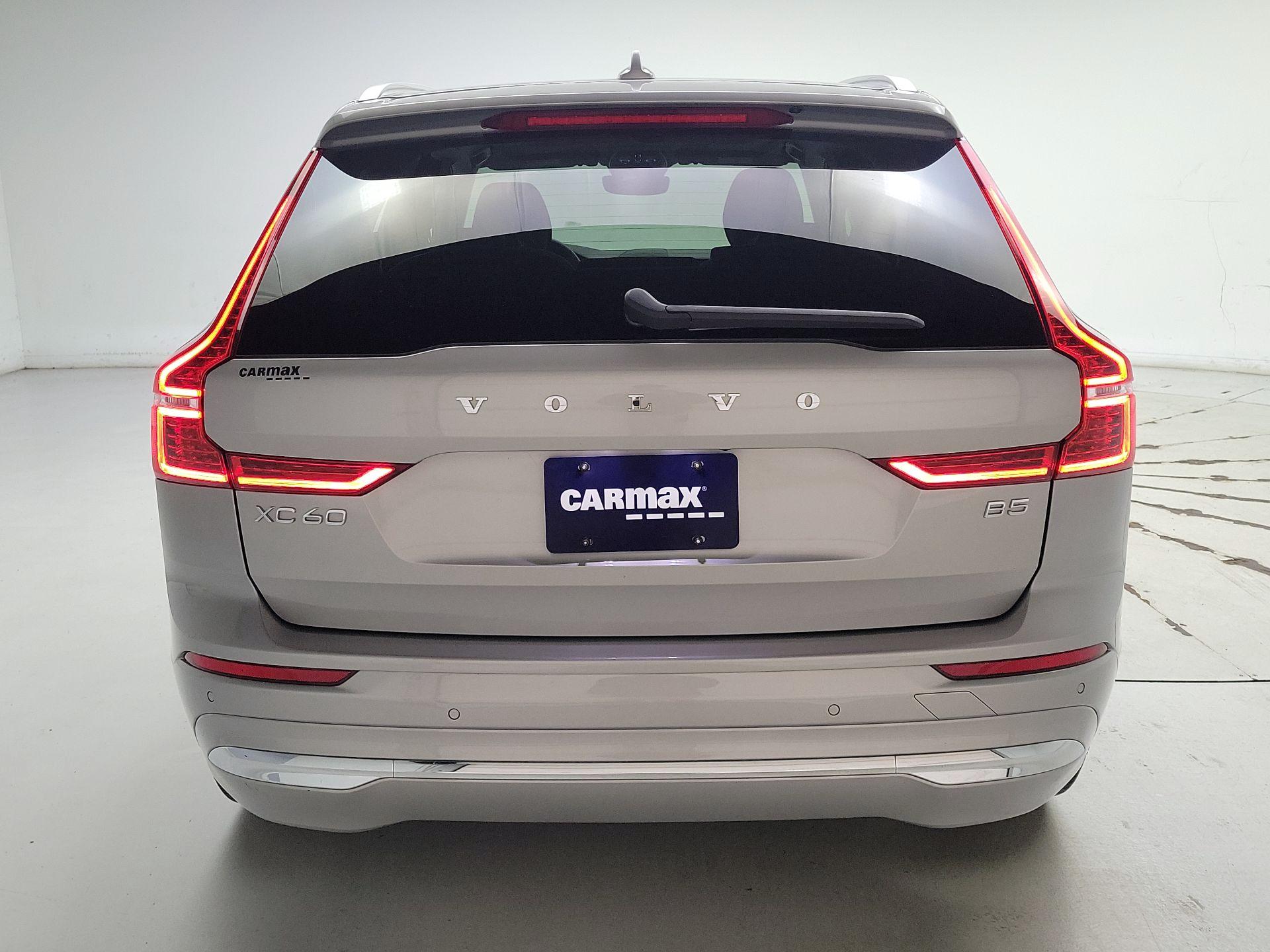 Thumbnail: 2023 Volvo XC60 - 6