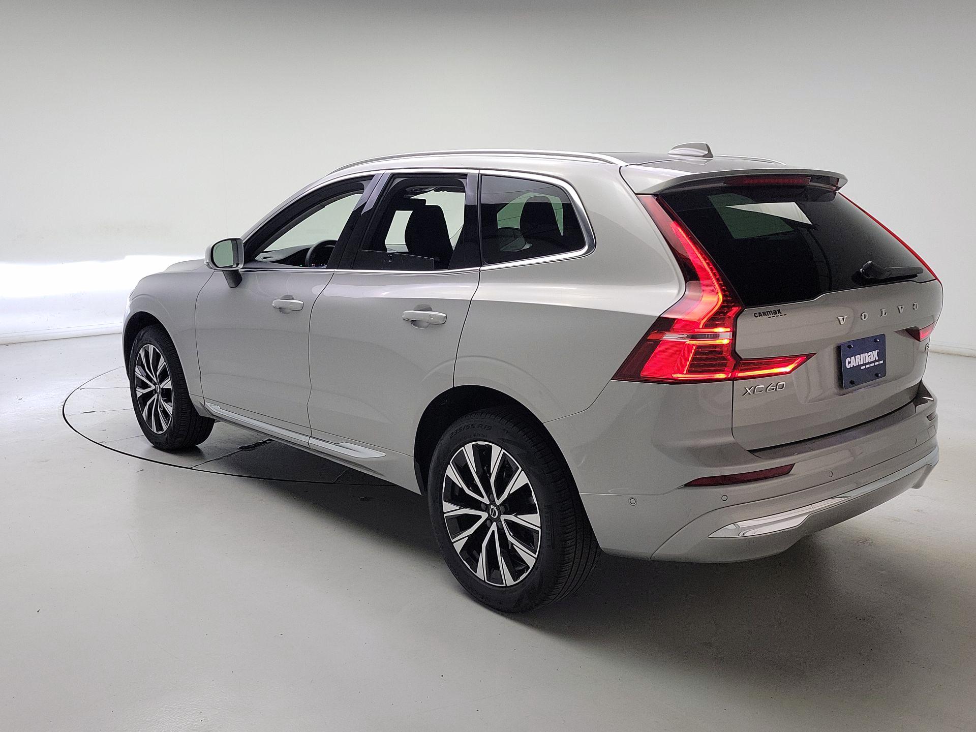 Thumbnail: 2023 Volvo XC60 - 7