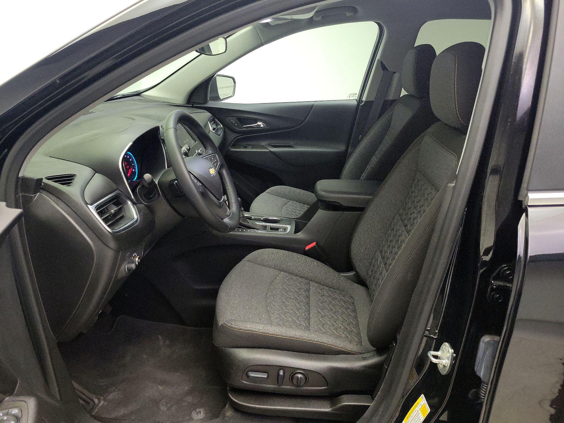 Thumbnail: 2023 Chevrolet Equinox - 11