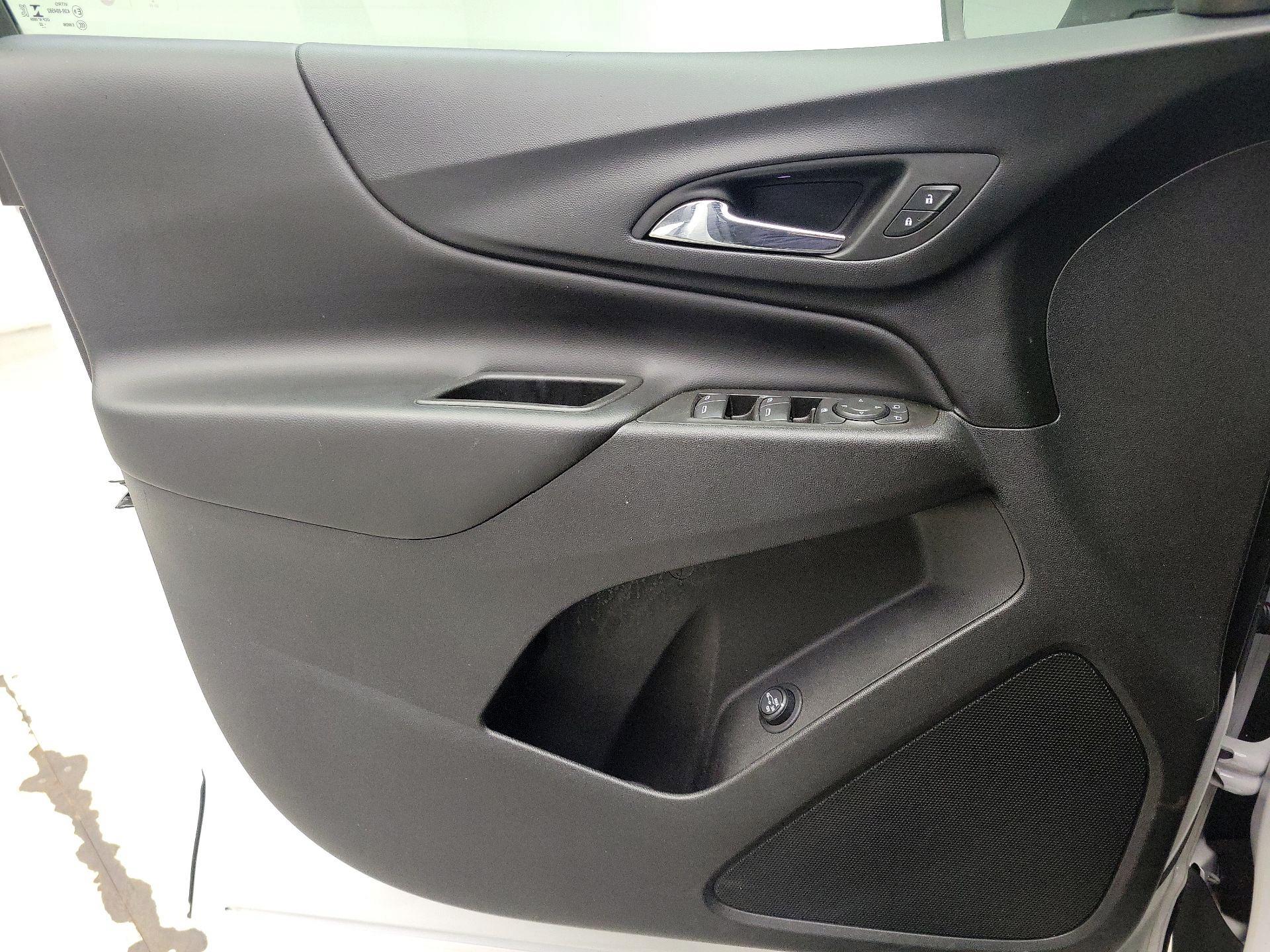 Thumbnail: 2022 Chevrolet Equinox - 12