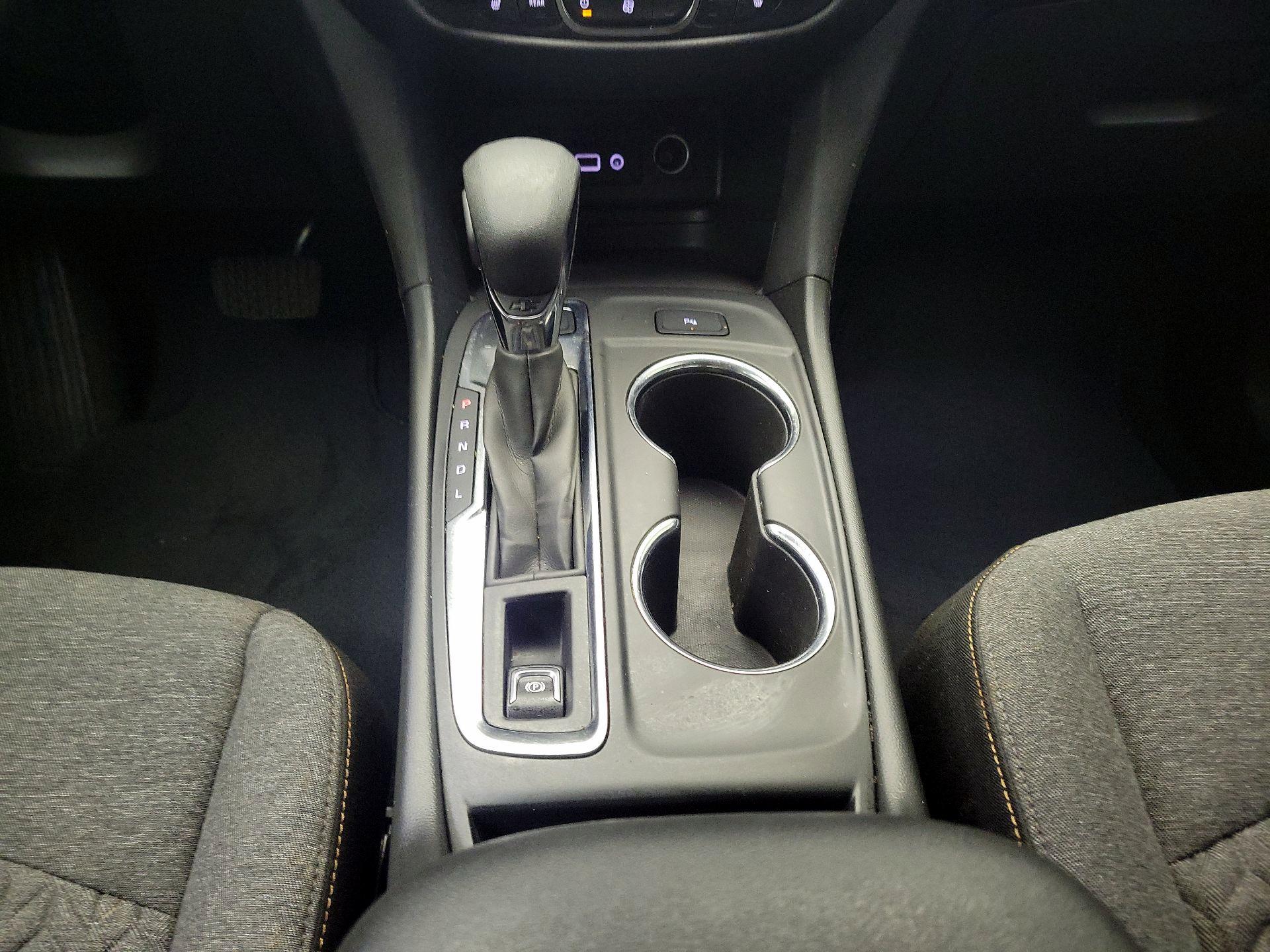 Thumbnail: 2022 Chevrolet Equinox - 17