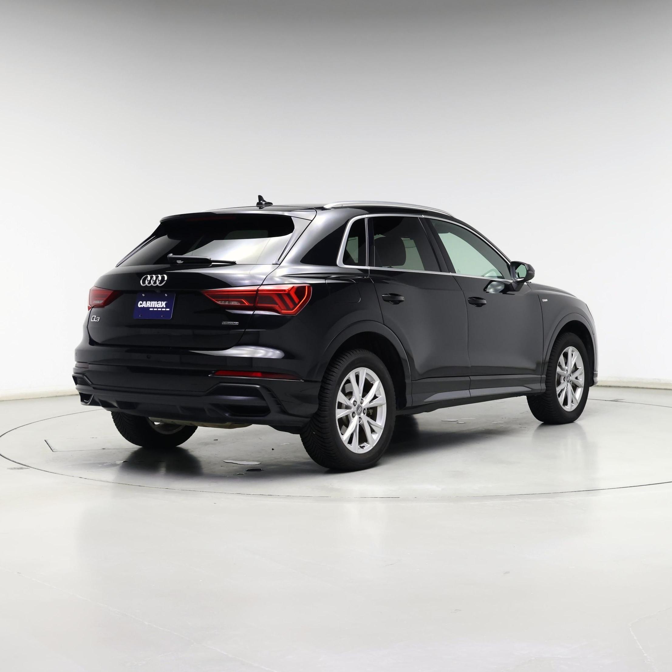 Thumbnail: 2021 Audi Q3 - 8