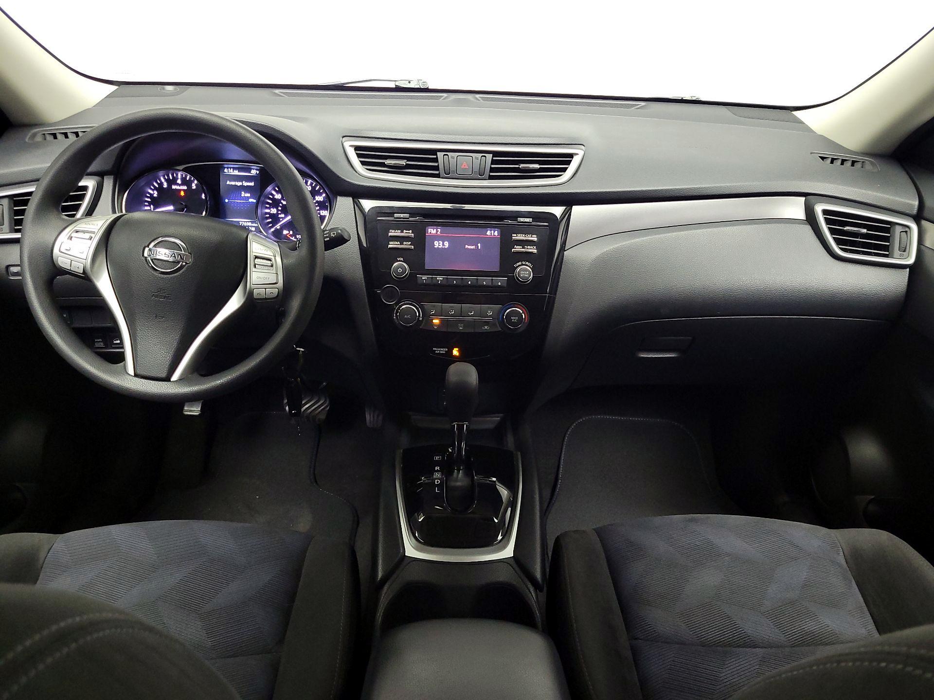 Thumbnail: 2015 Nissan Rogue - 9