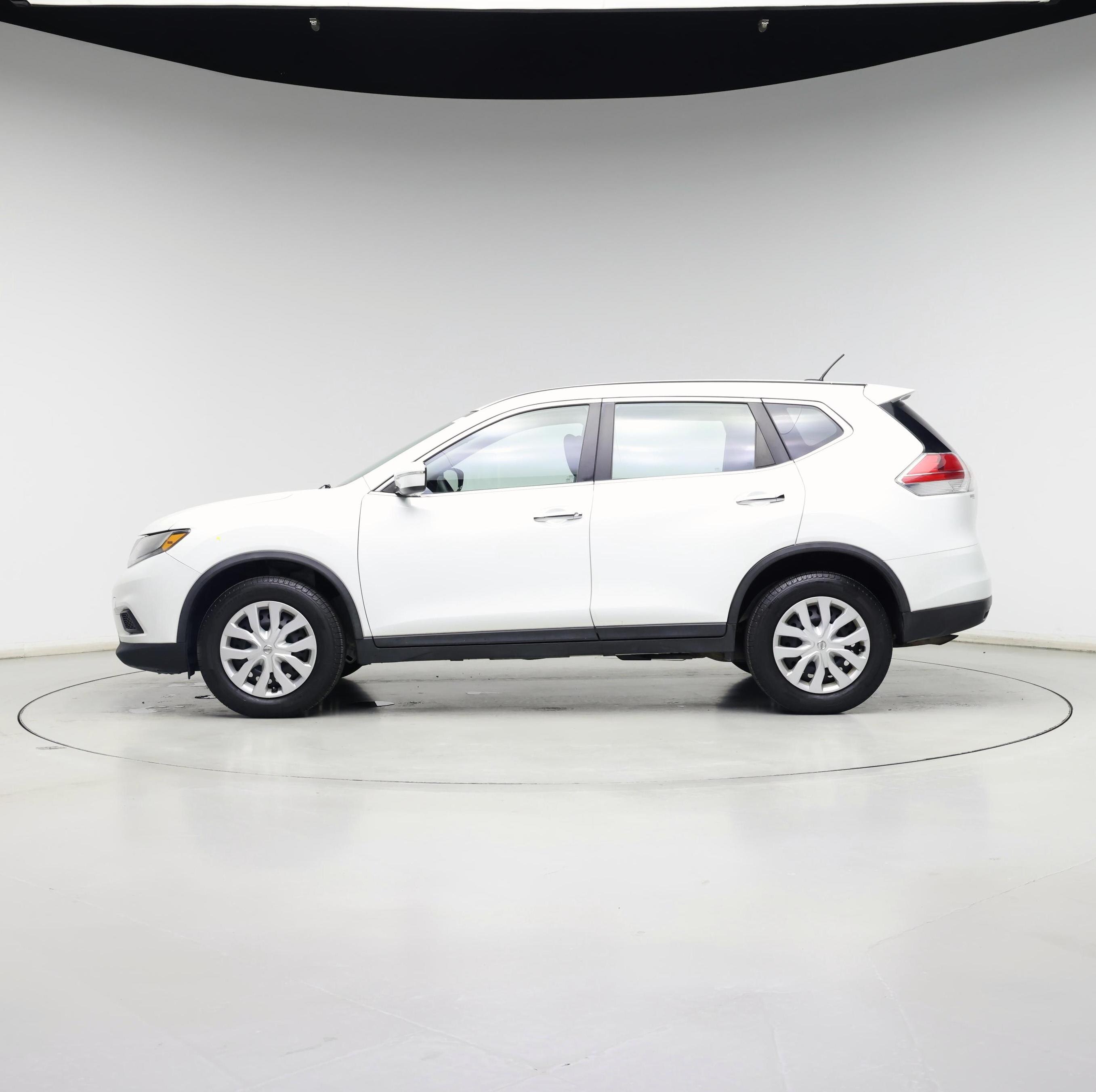 Thumbnail: 2015 Nissan Rogue - 3