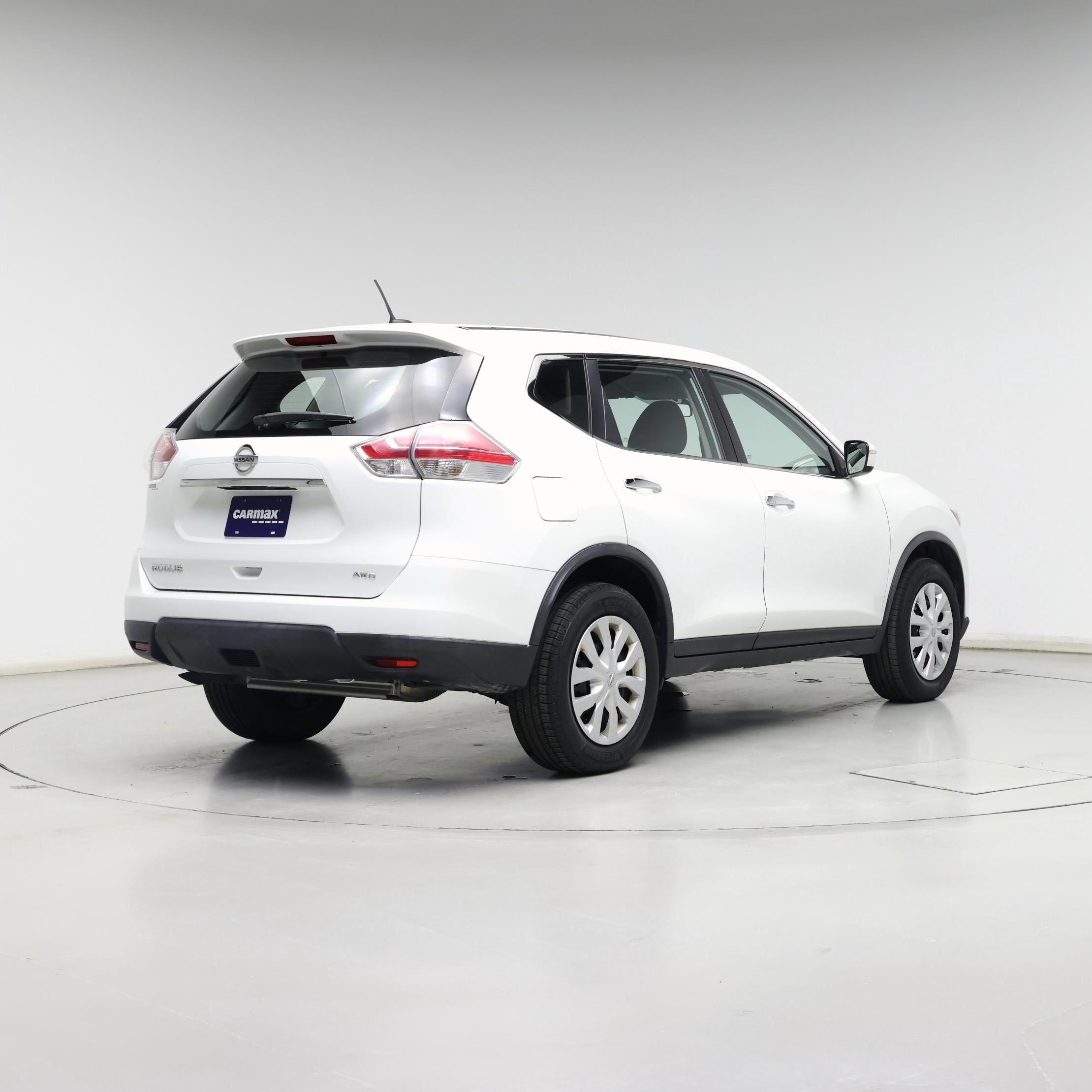 Thumbnail: 2015 Nissan Rogue - 8