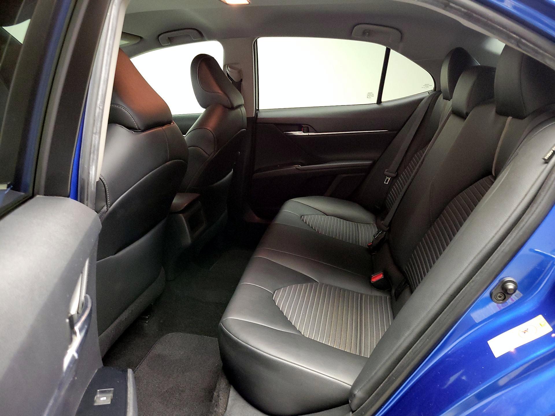 Thumbnail: 2018 Toyota Camry - 19