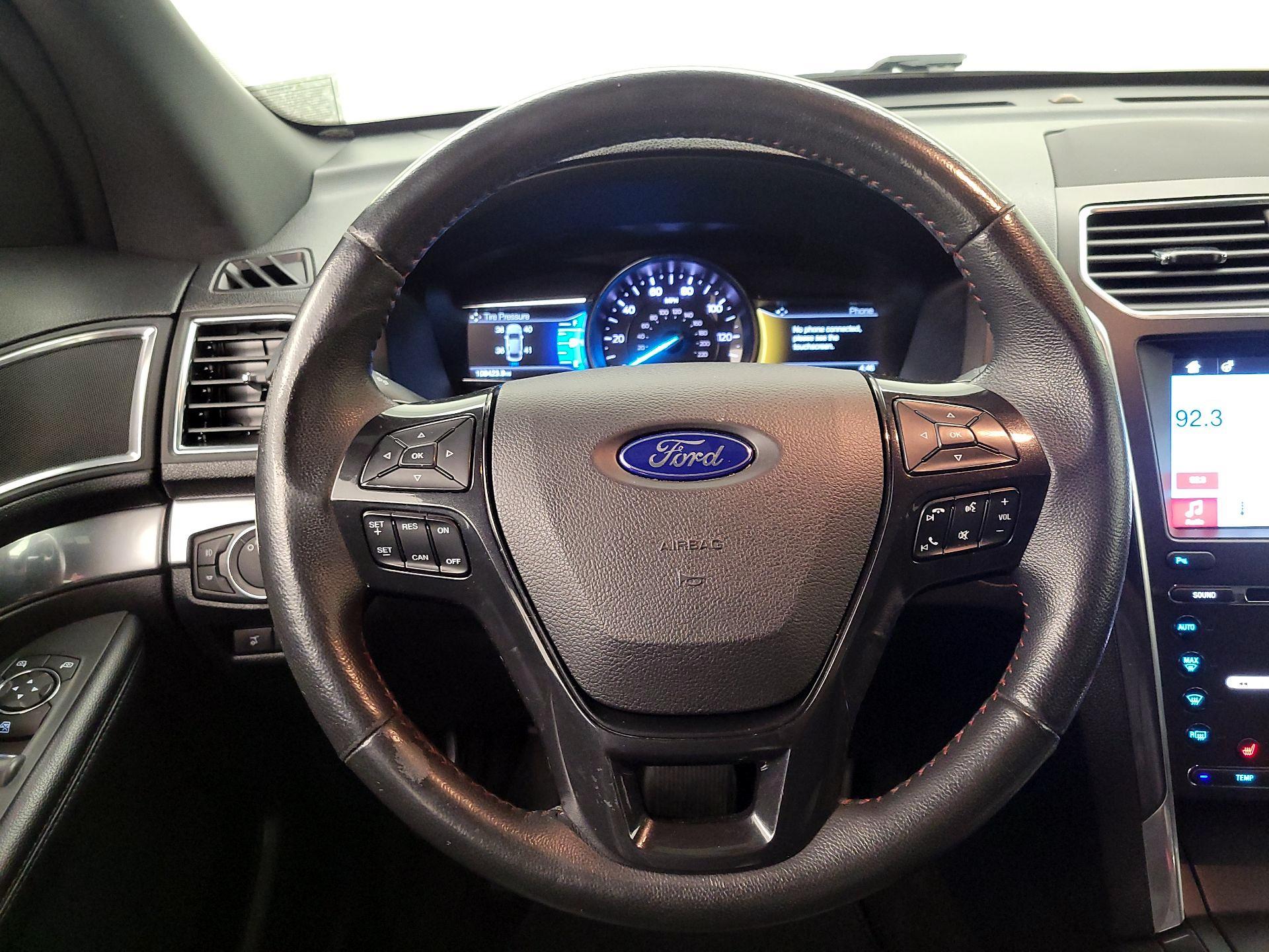 Thumbnail: 2018 Ford Explorer - 10