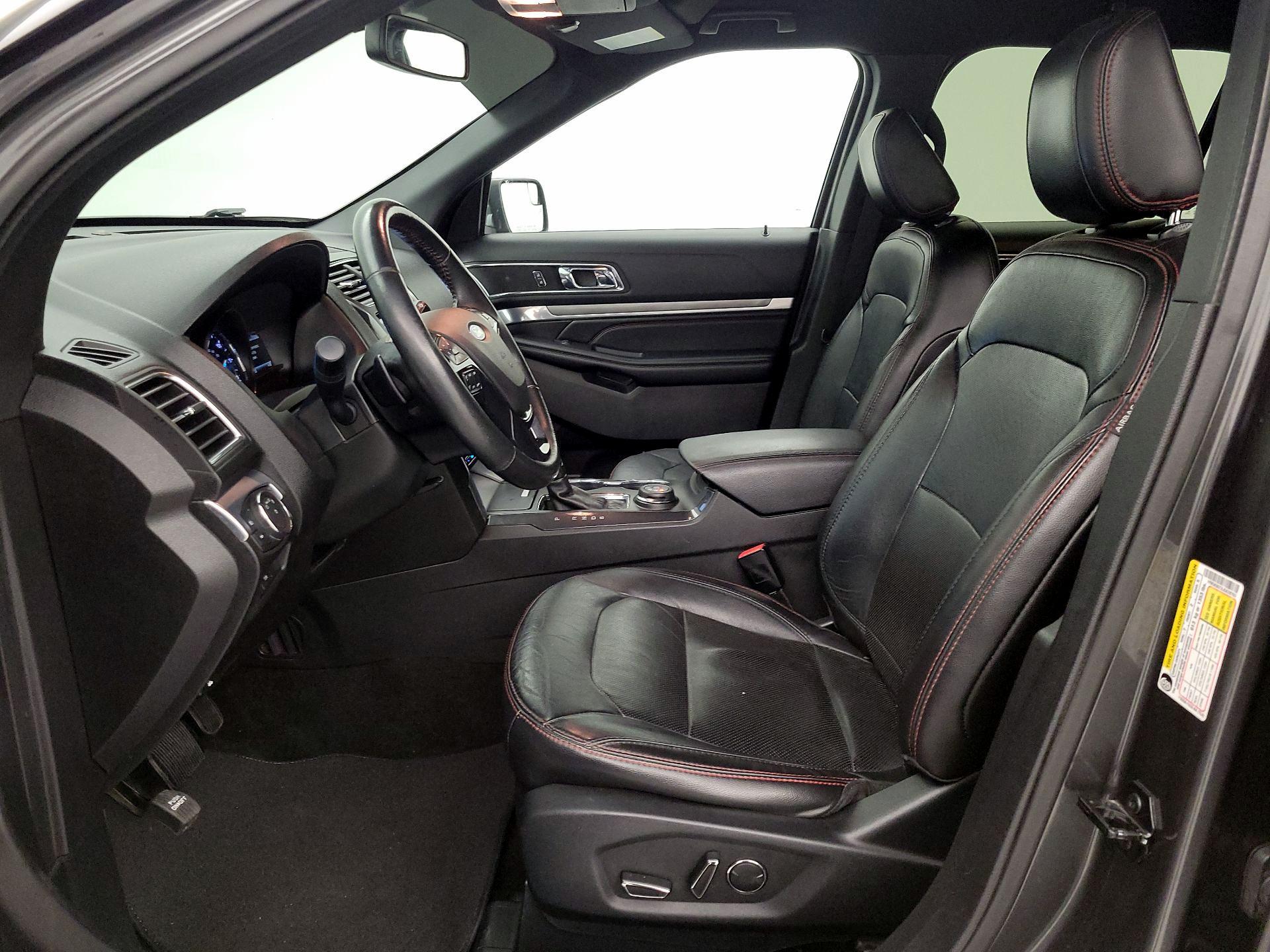 Thumbnail: 2018 Ford Explorer - 11