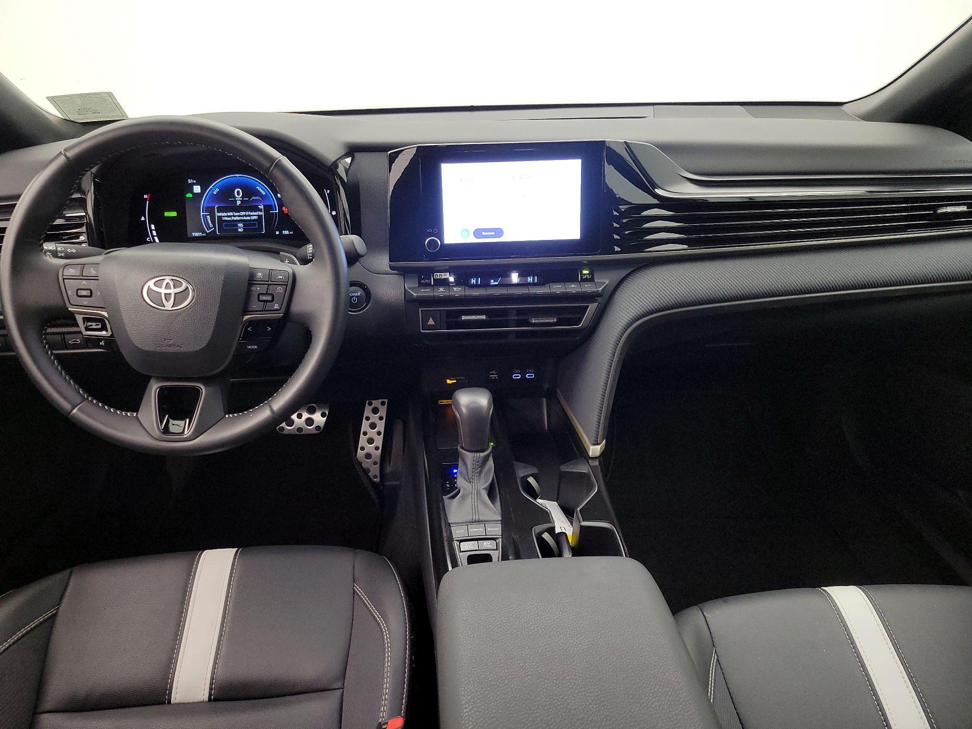 Thumbnail: 2025 Toyota Camry - 9