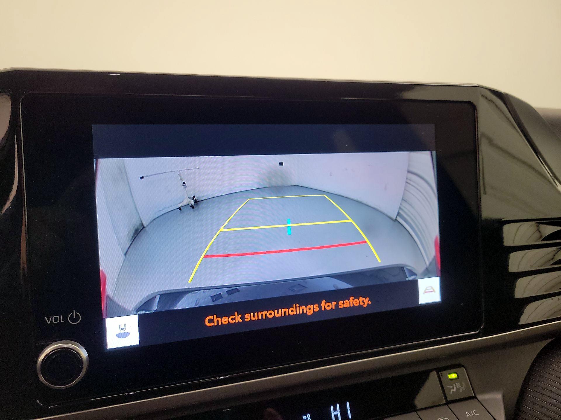 Thumbnail: 2025 Toyota Camry - 14