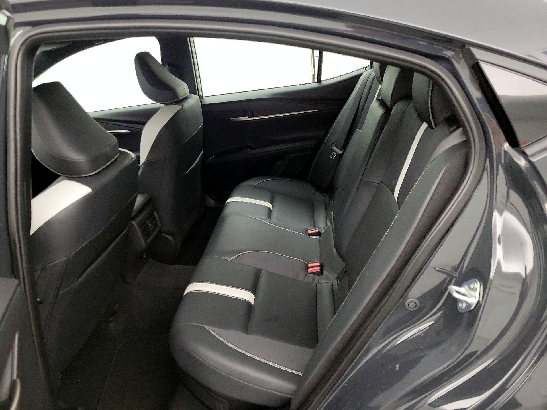 Thumbnail: 2025 Toyota Camry - 19