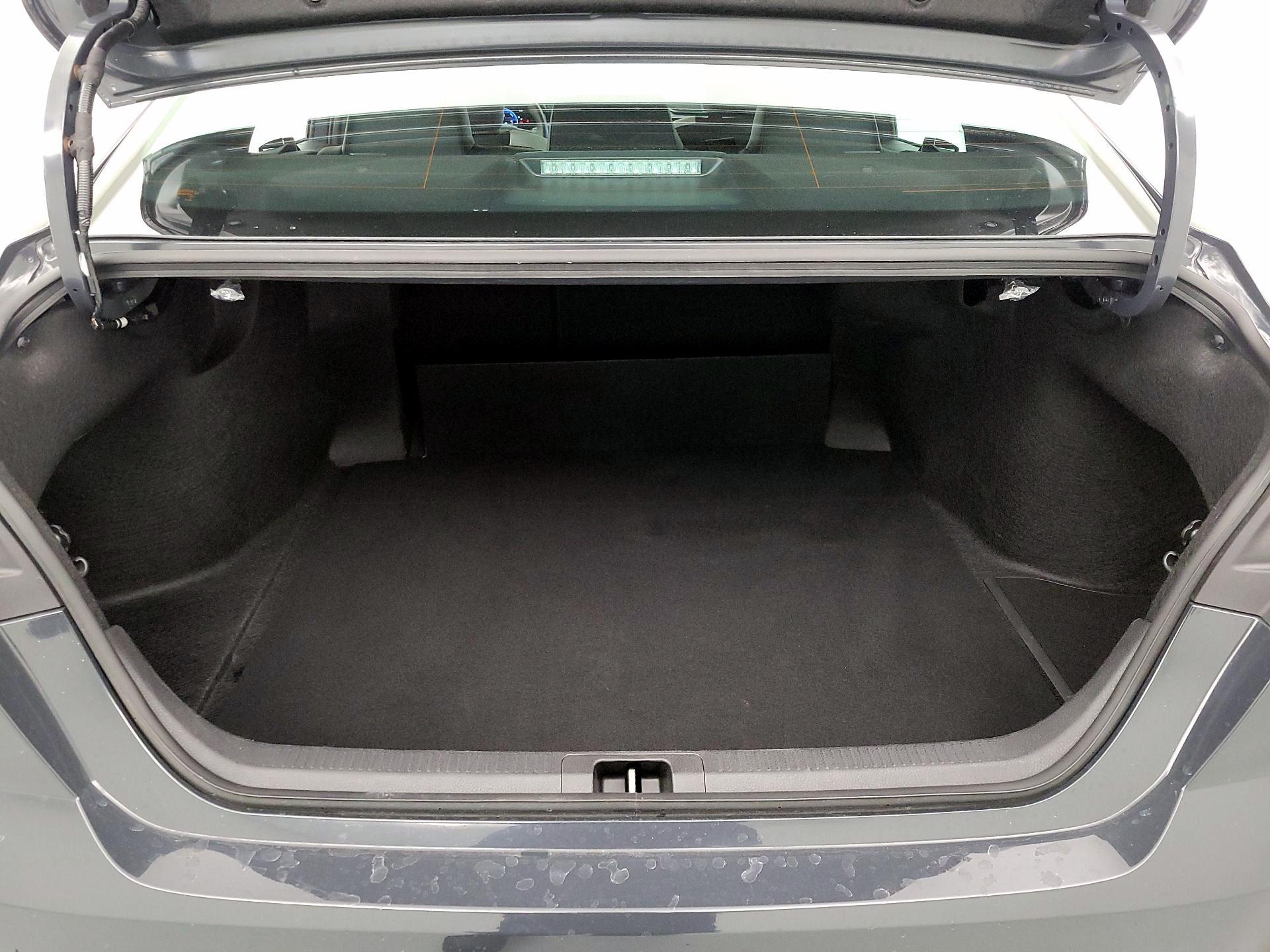 Thumbnail: 2025 Toyota Camry - 20