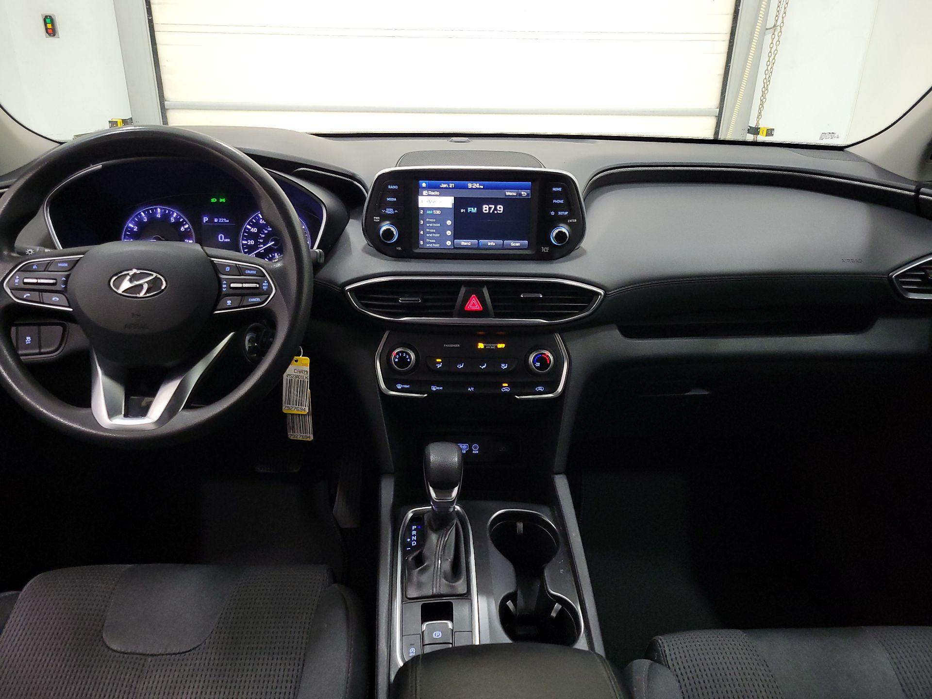 Thumbnail: 2020 Hyundai Santa Fe - 9