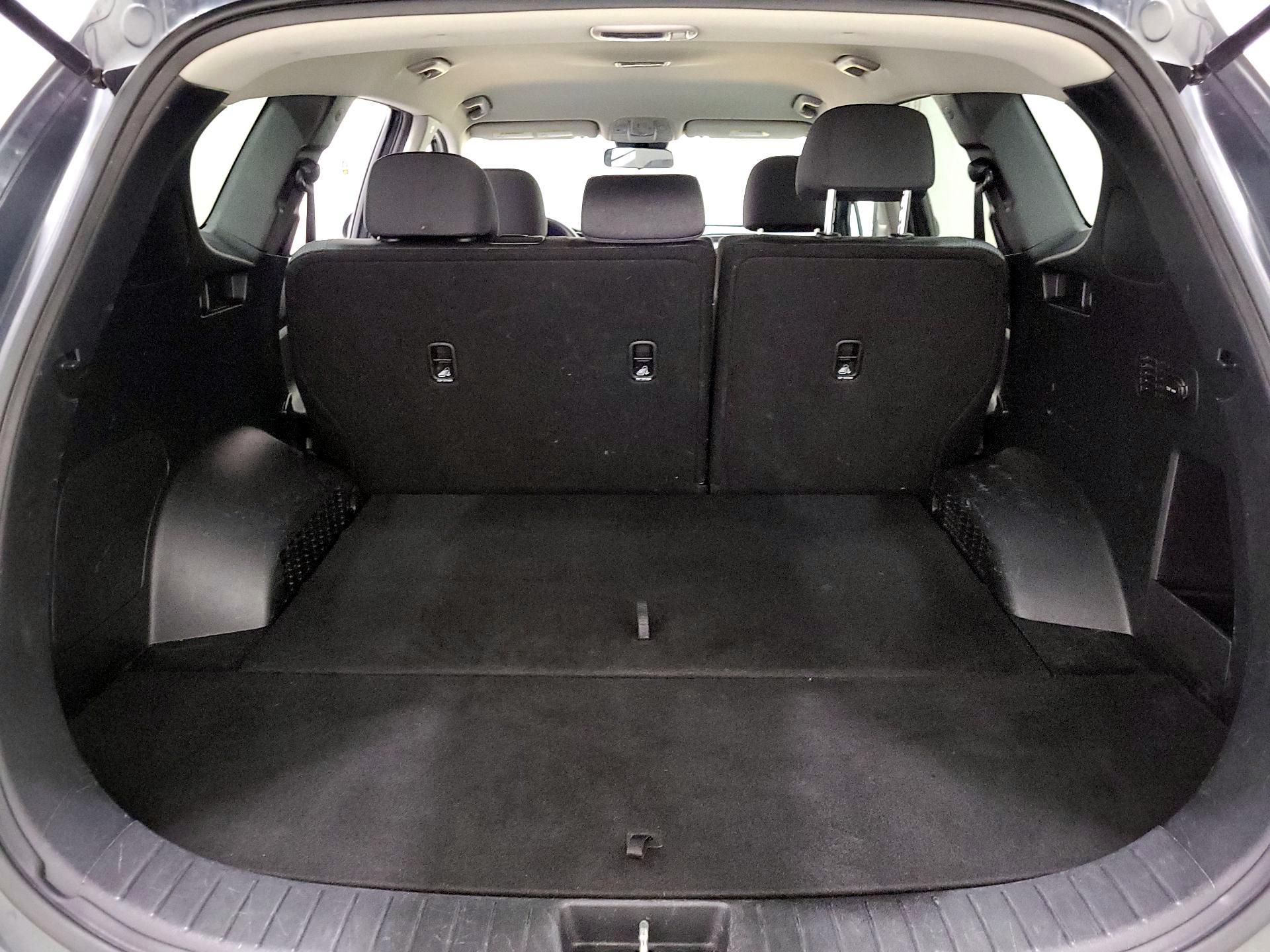 Thumbnail: 2020 Hyundai Santa Fe - 20