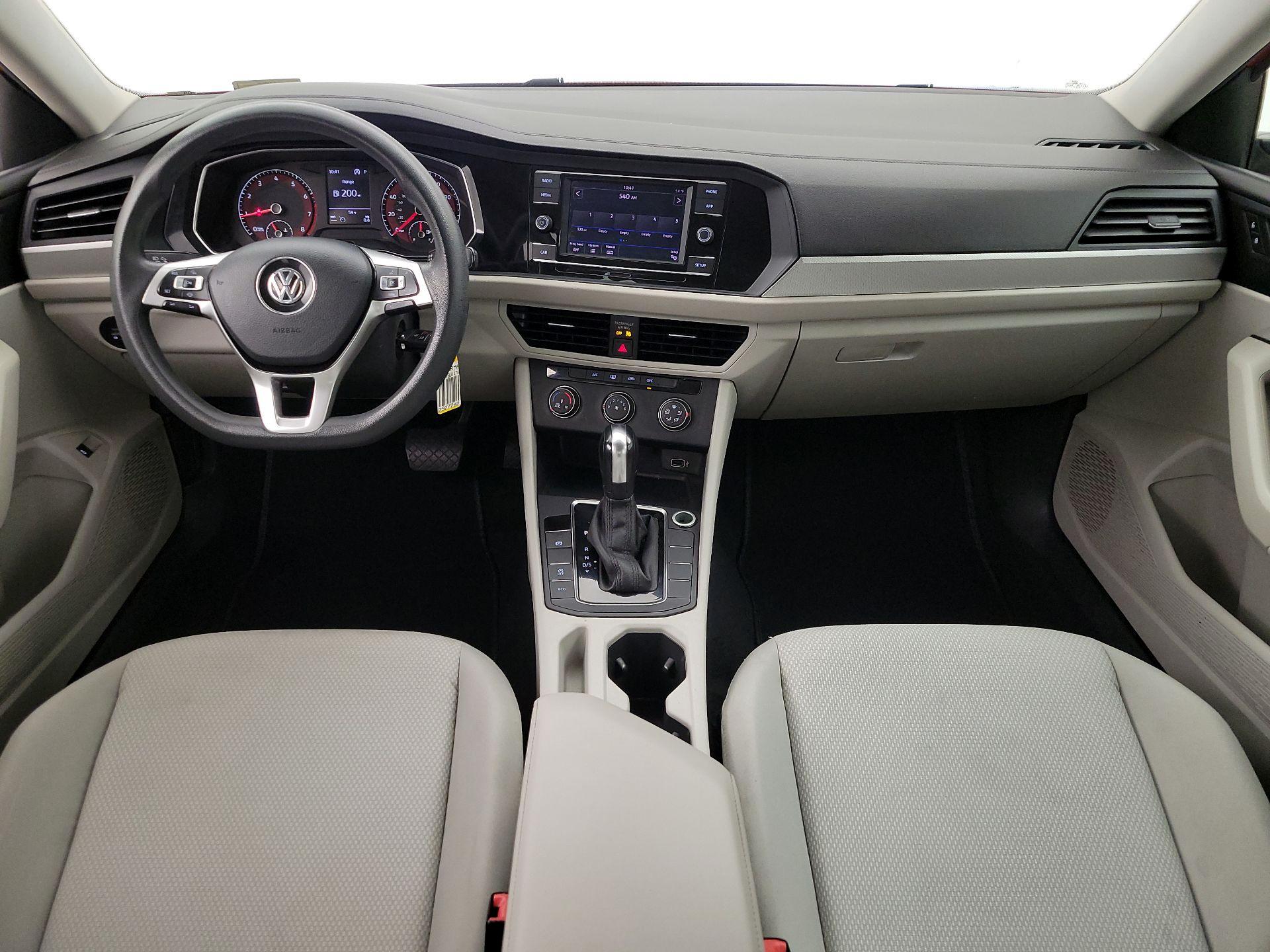 Thumbnail: 2019 Volkswagen Jetta - 9