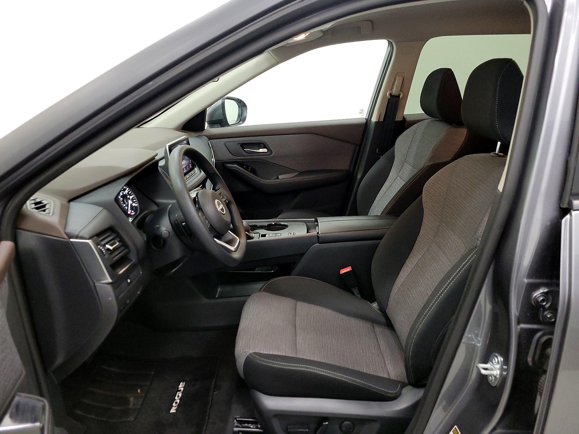 Thumbnail: 2023 Nissan Rogue - 11