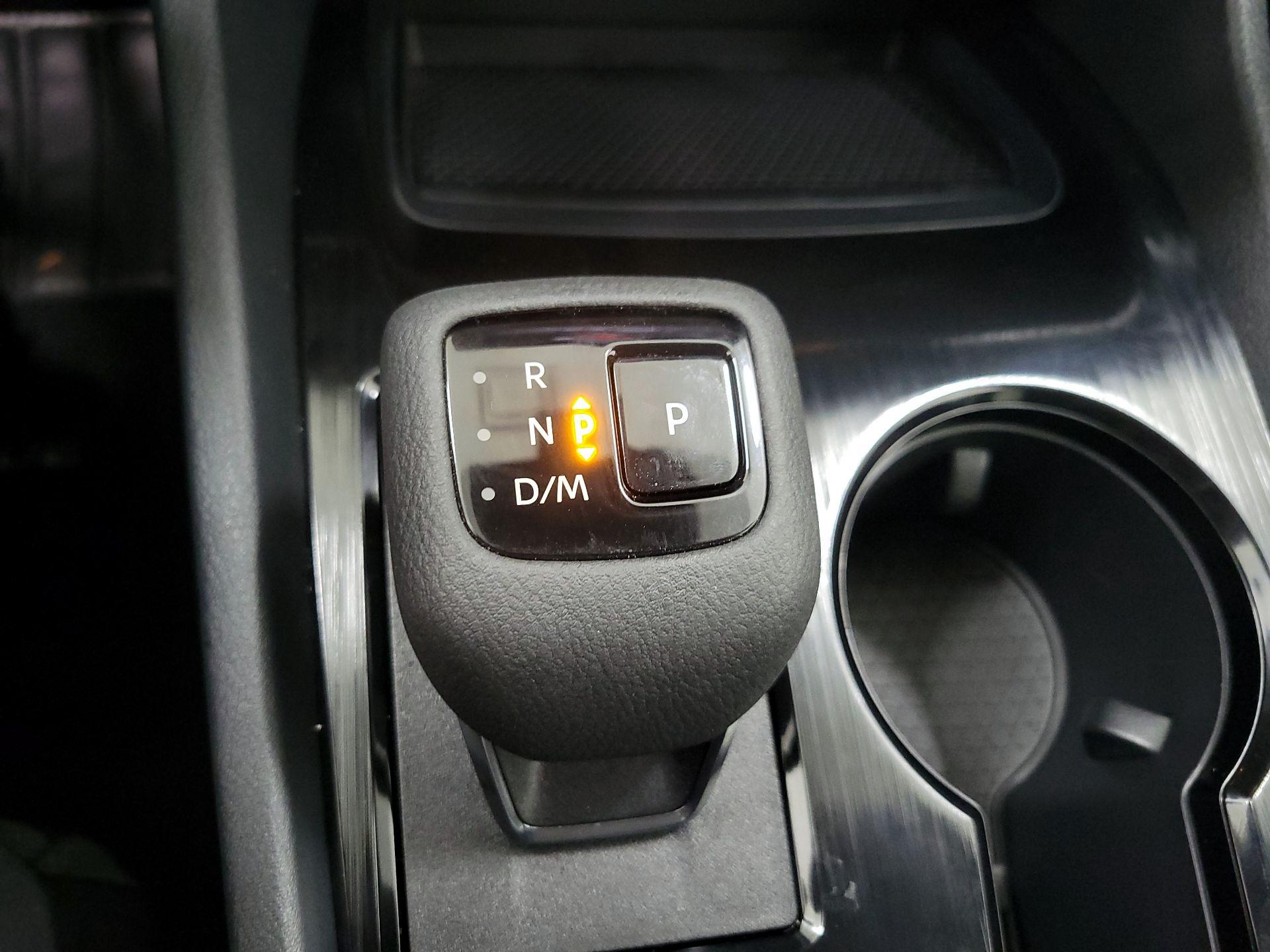 Thumbnail: 2023 Nissan Rogue - 17