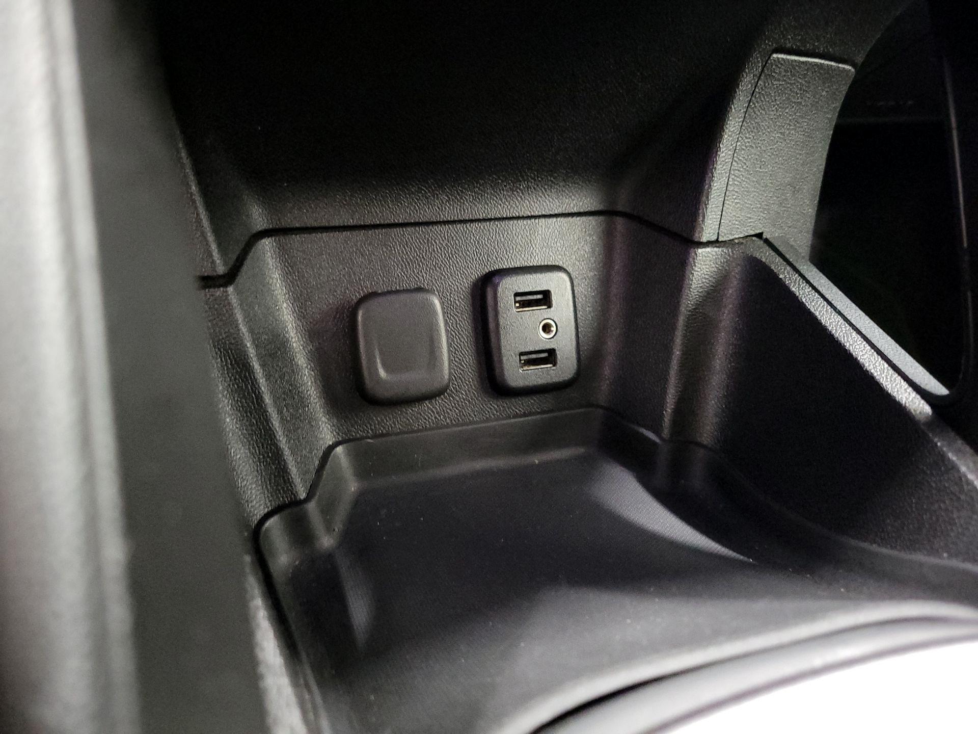 Thumbnail: 2017 Chevrolet Volt - 19