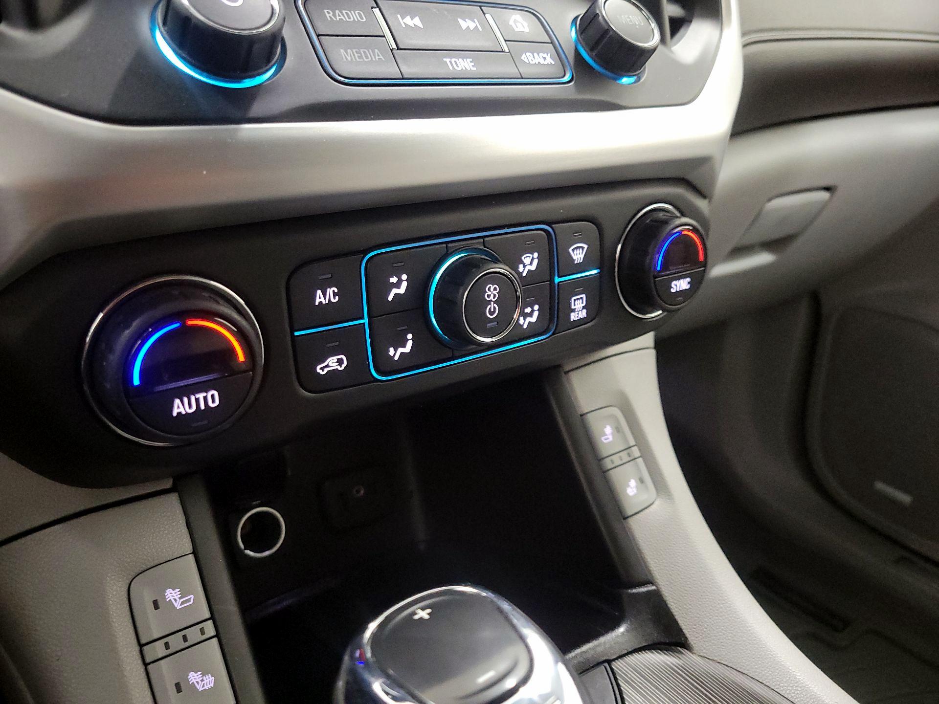 Thumbnail: 2019 GMC Acadia - 17