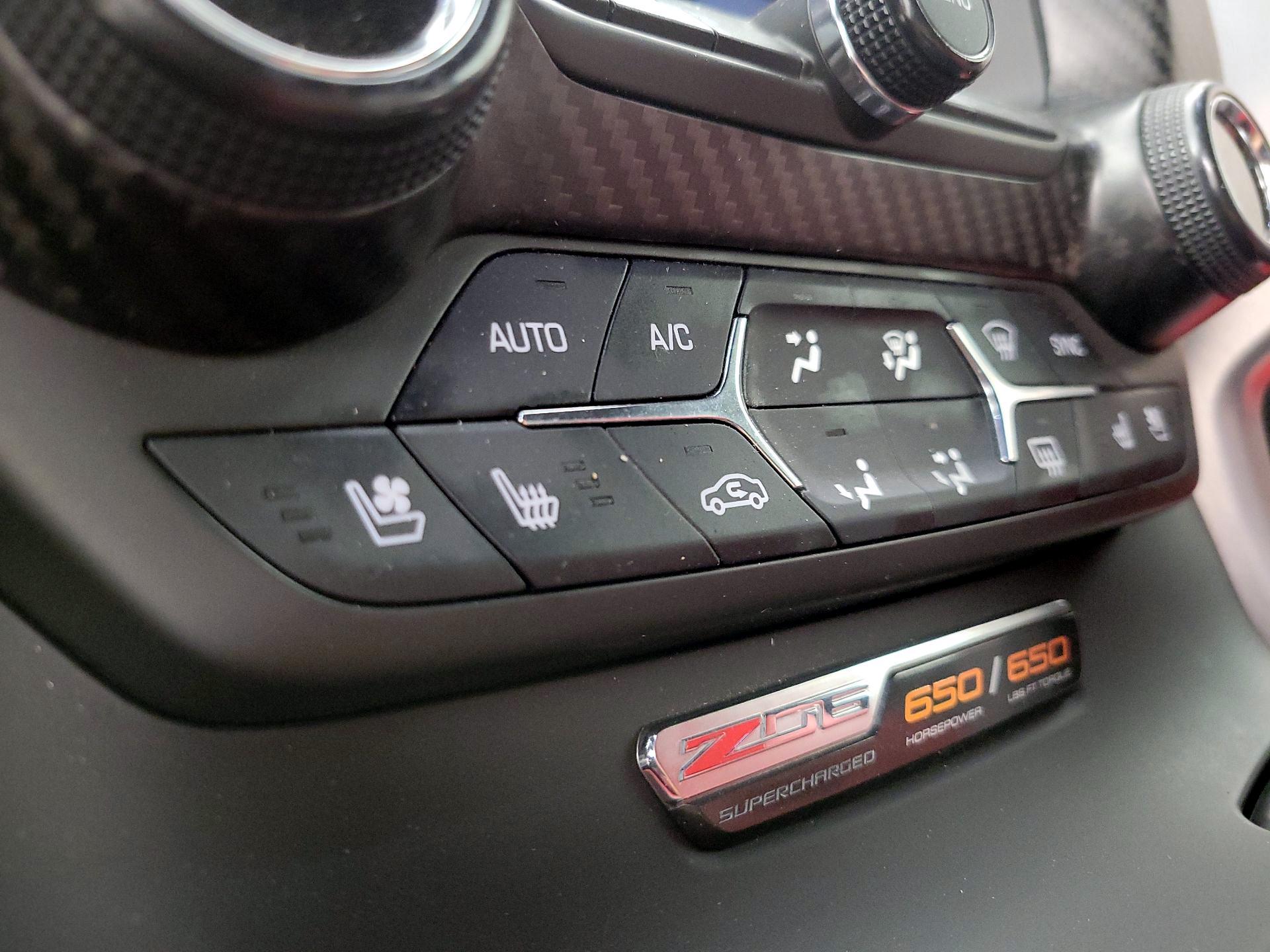 Thumbnail: 2016 Chevrolet Corvette - 16