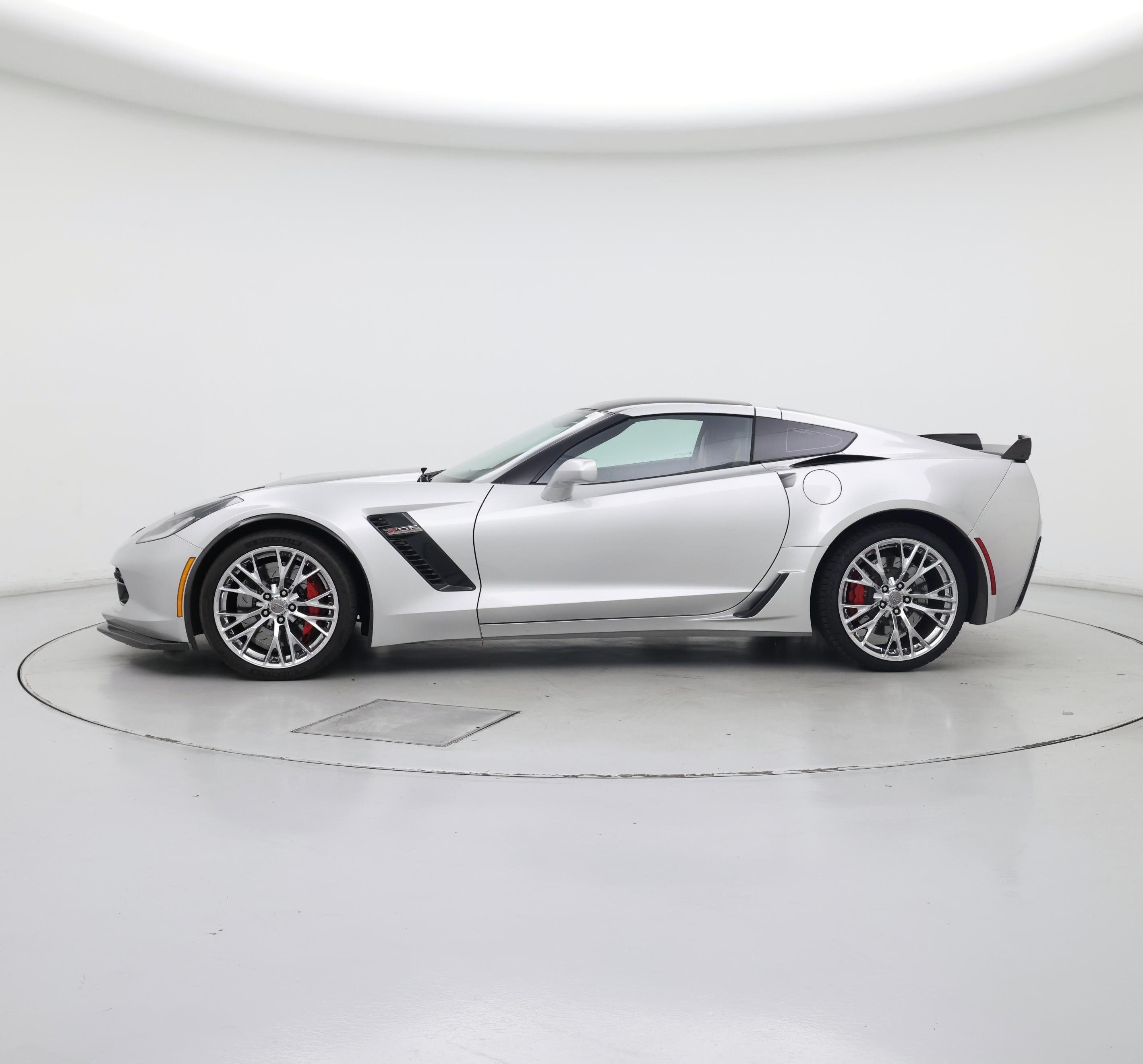 Thumbnail: 2016 Chevrolet Corvette - 3
