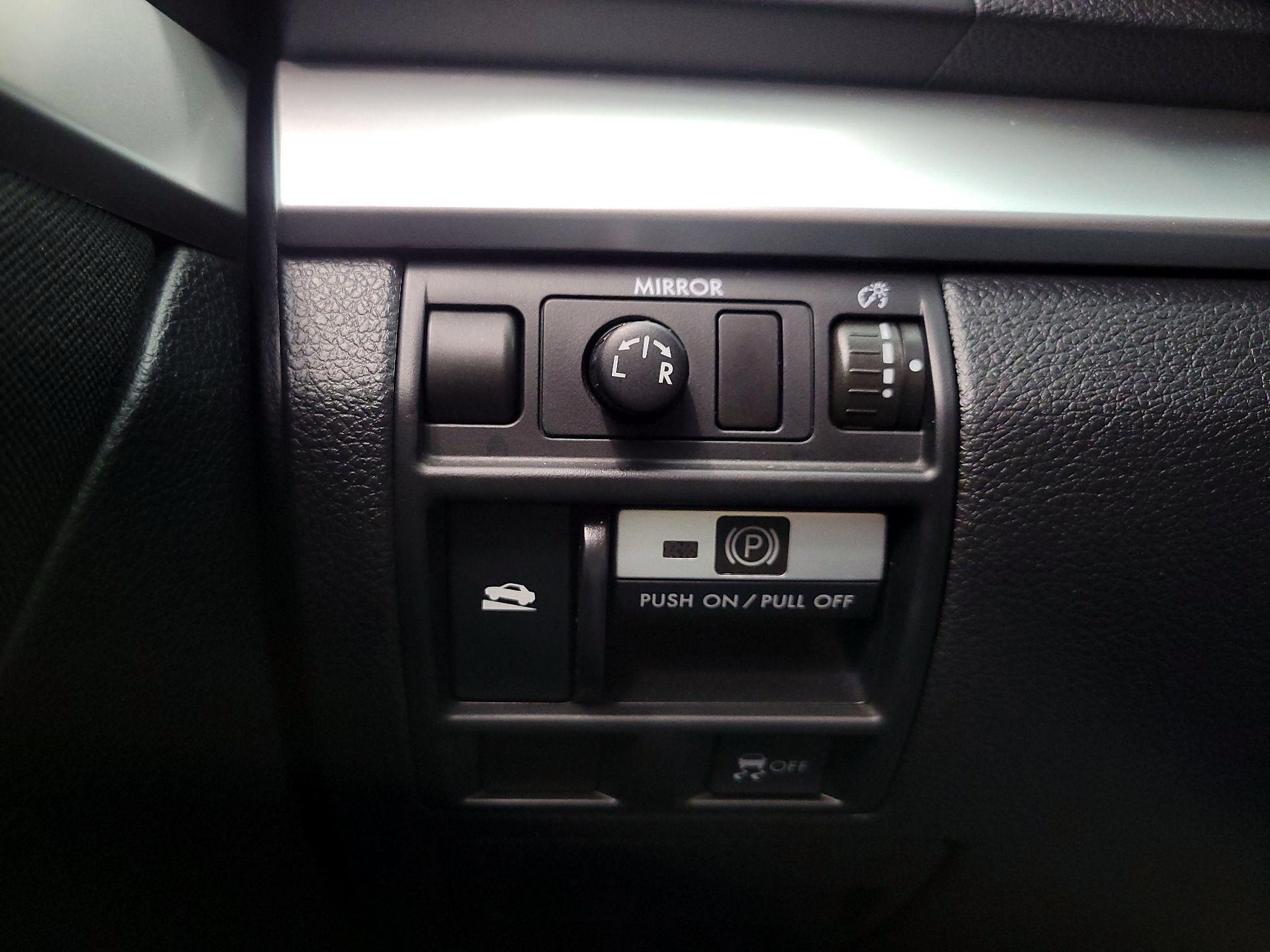 Thumbnail: 2014 Subaru Outback - 13