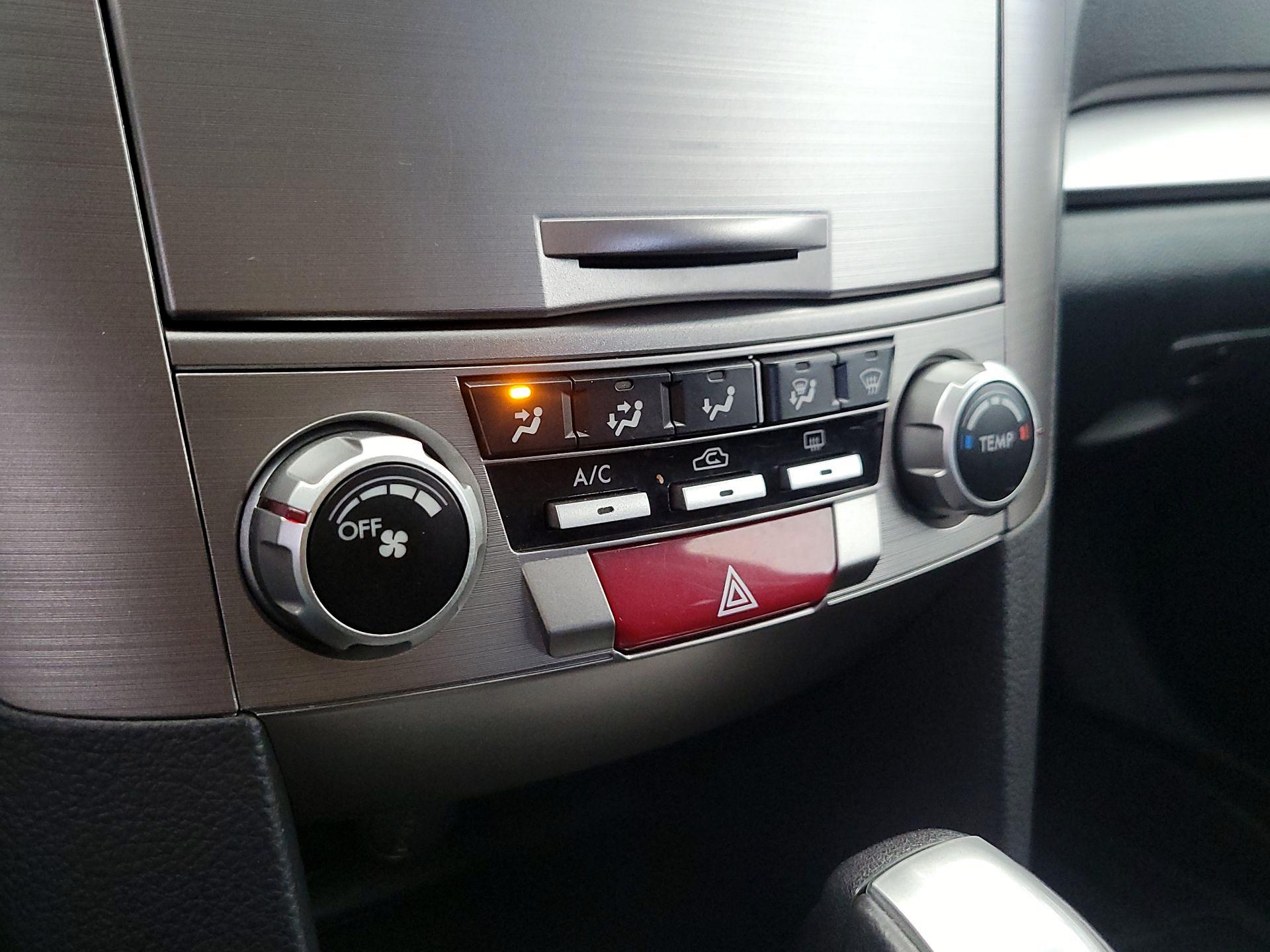 Thumbnail: 2014 Subaru Outback - 15