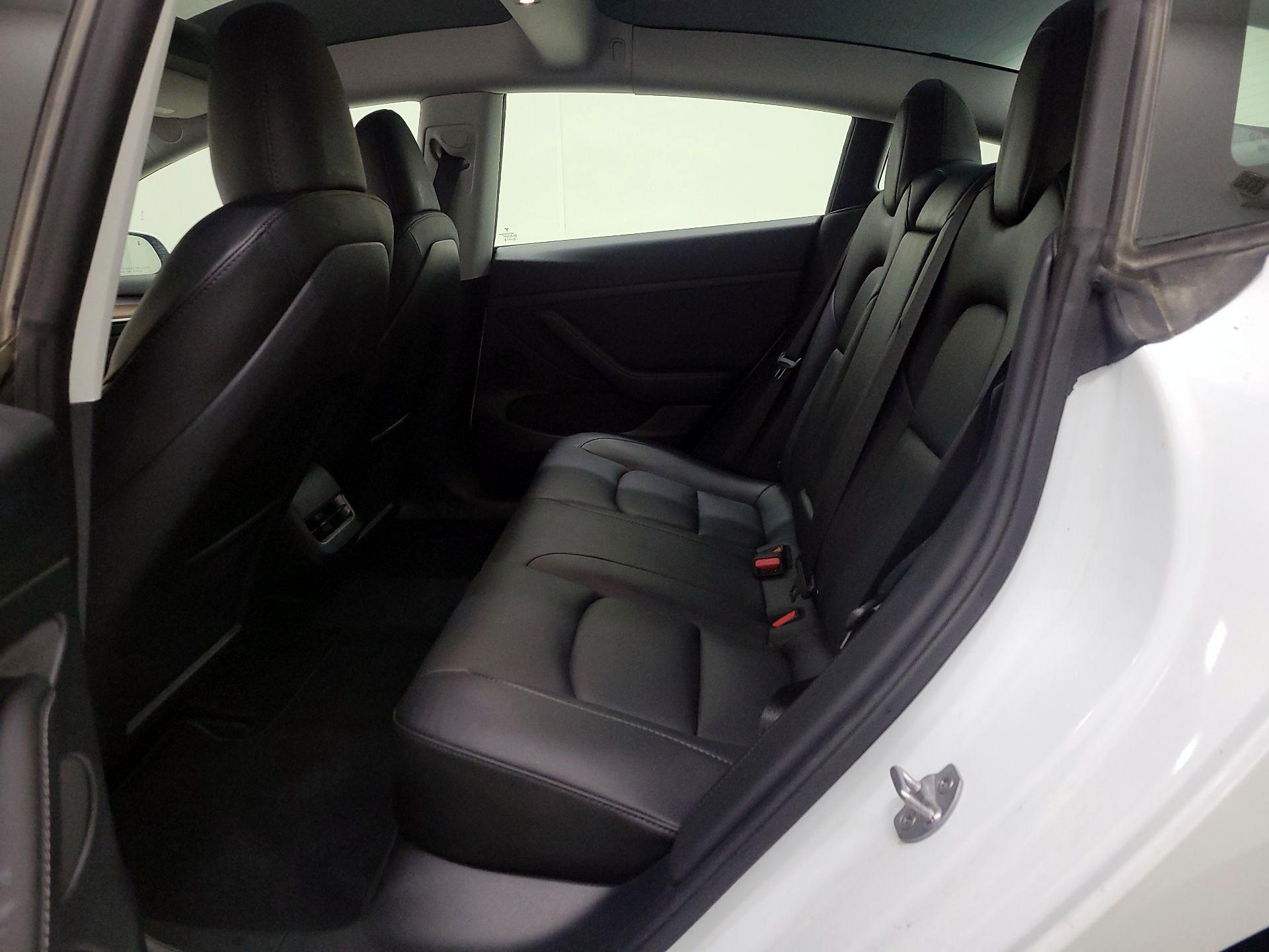 Thumbnail: 2023 Tesla Model 3 - 20