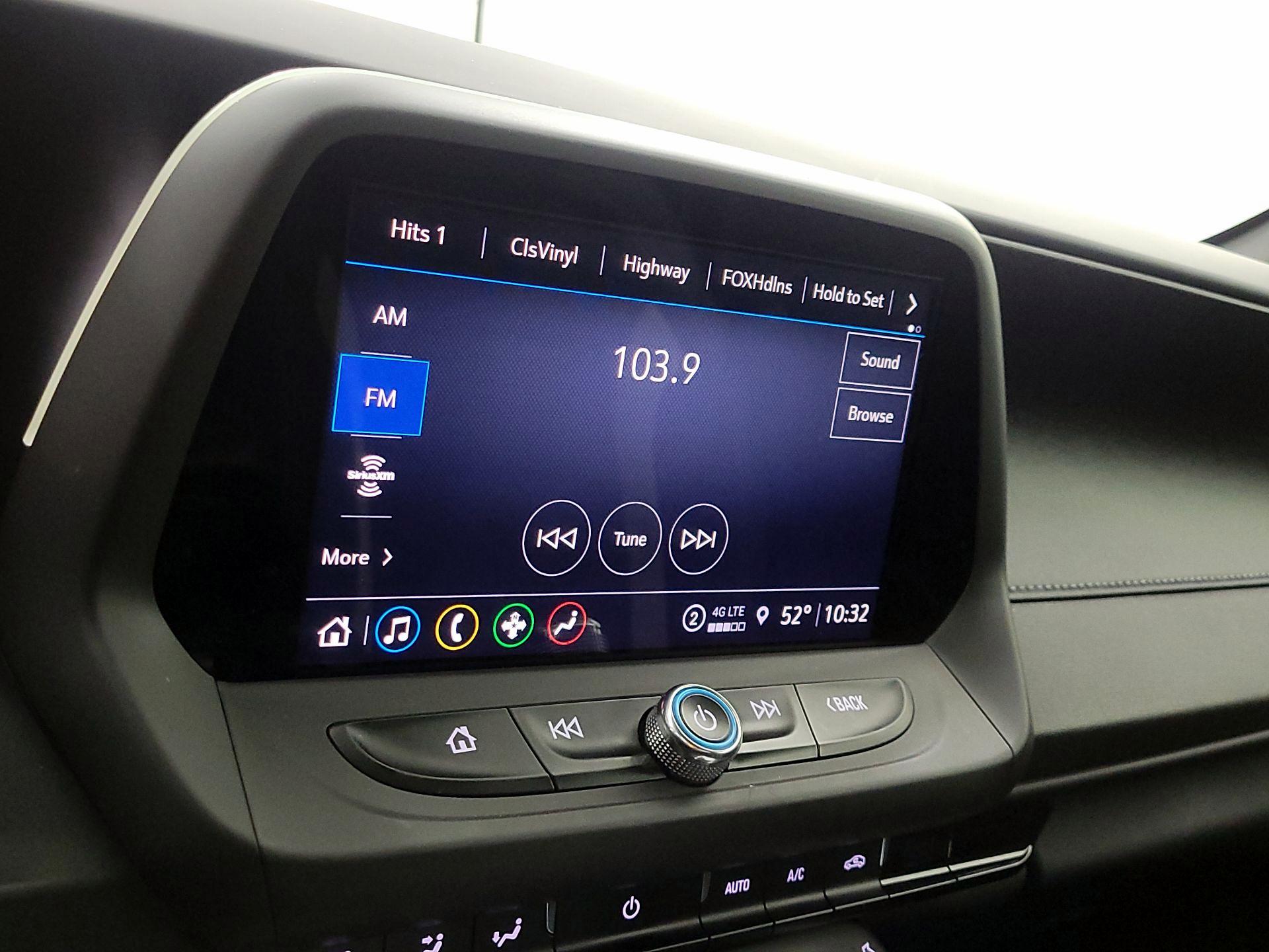 Thumbnail: 2021 Chevrolet Camaro - 14