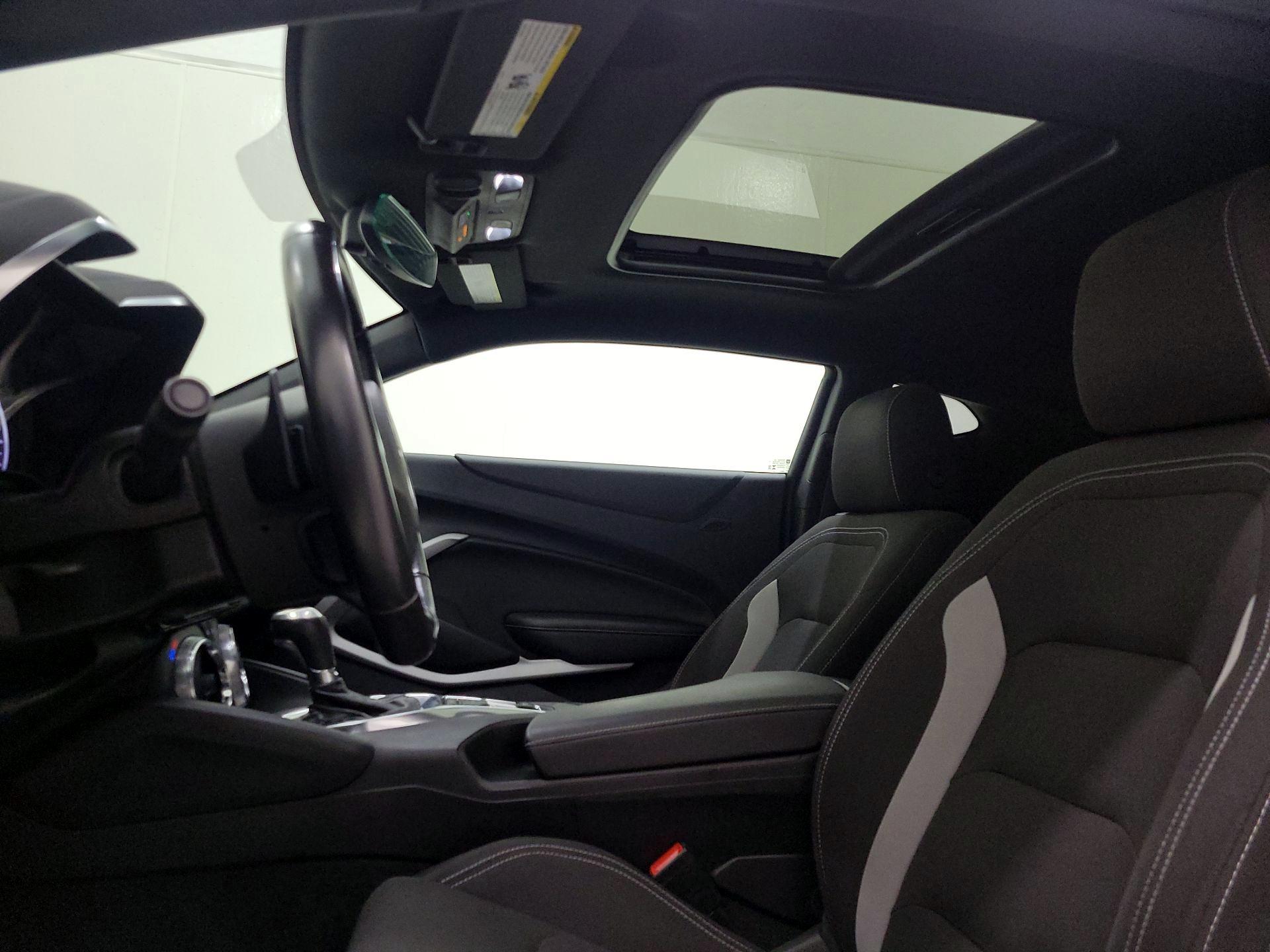 Thumbnail: 2021 Chevrolet Camaro - 18